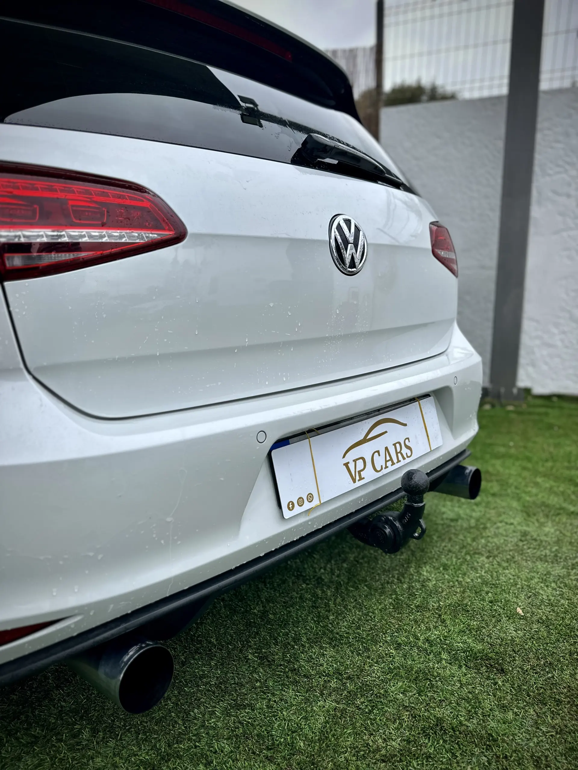 Volkswagen Golf 2.0 TSi GTi DSG 9