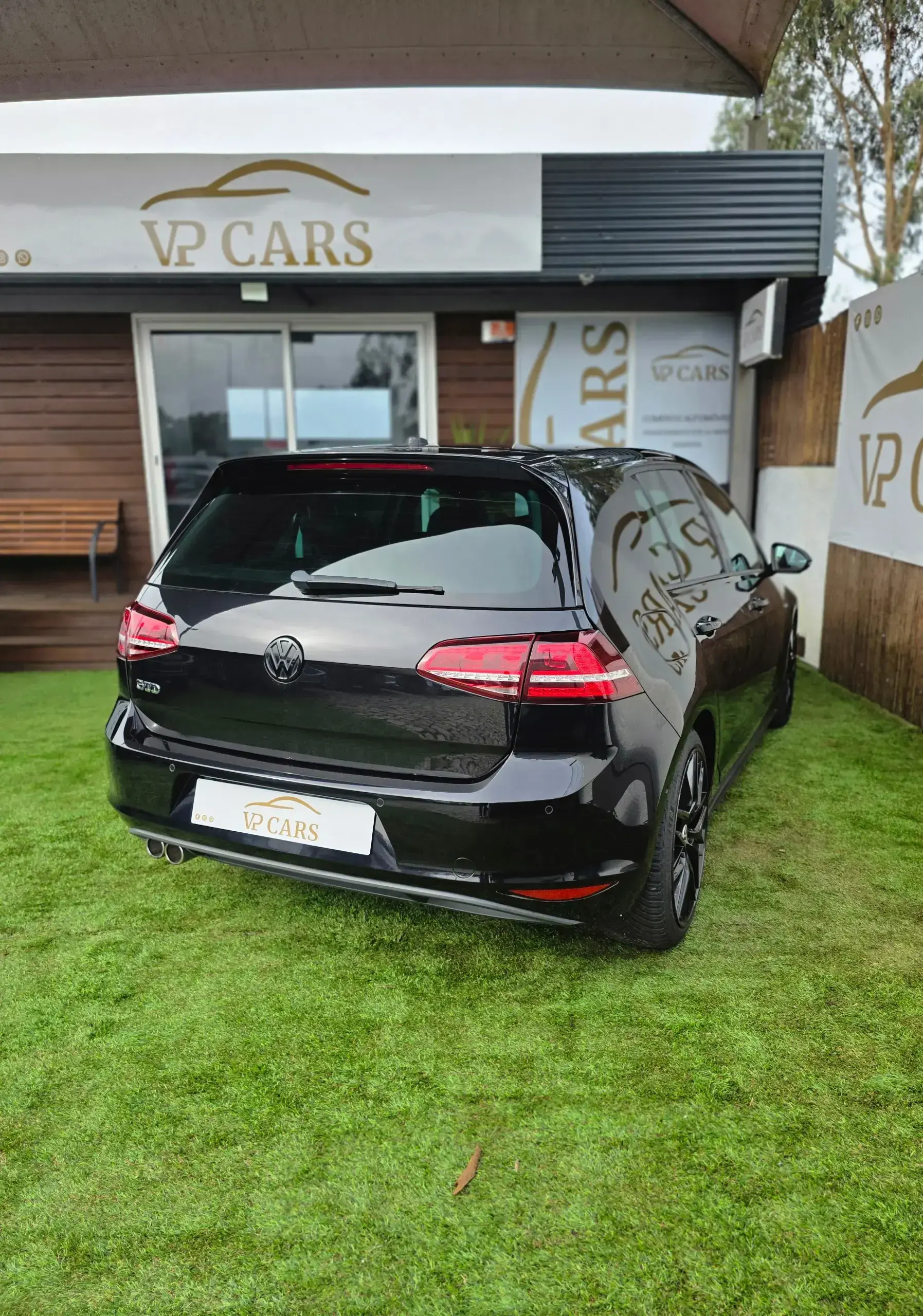 Volkswagen Golf 2.0 TDi GTD DSG 13