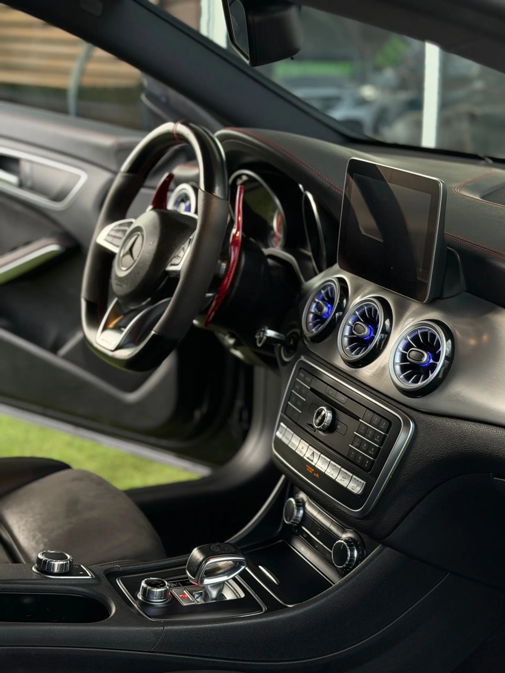 Mercedes-Benz CLA 45 AMG 4Matic Speedshift 7G-DCT Night Edition 23