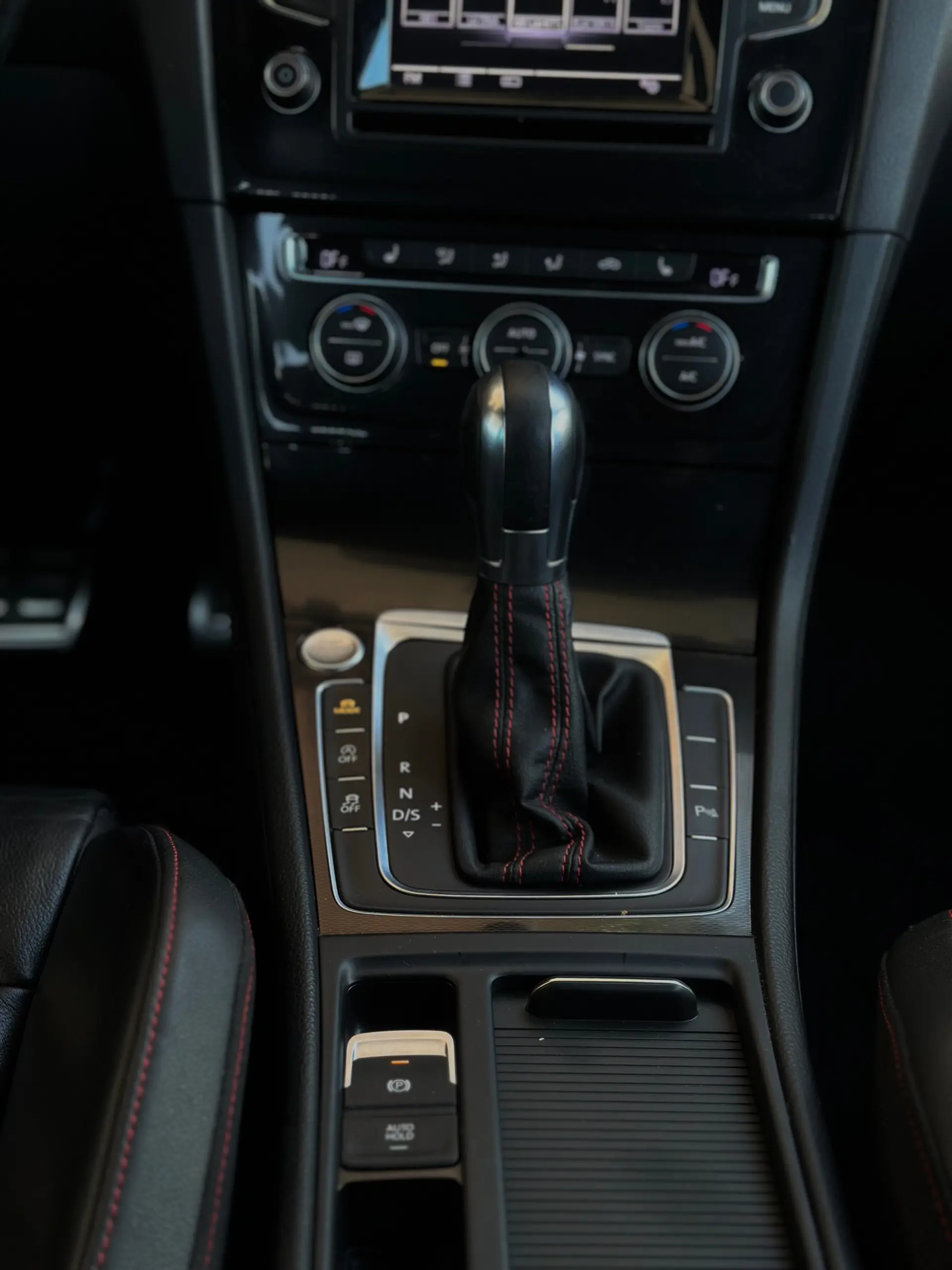 Volkswagen Golf 2.0 TSi GTi DSG Performance 30