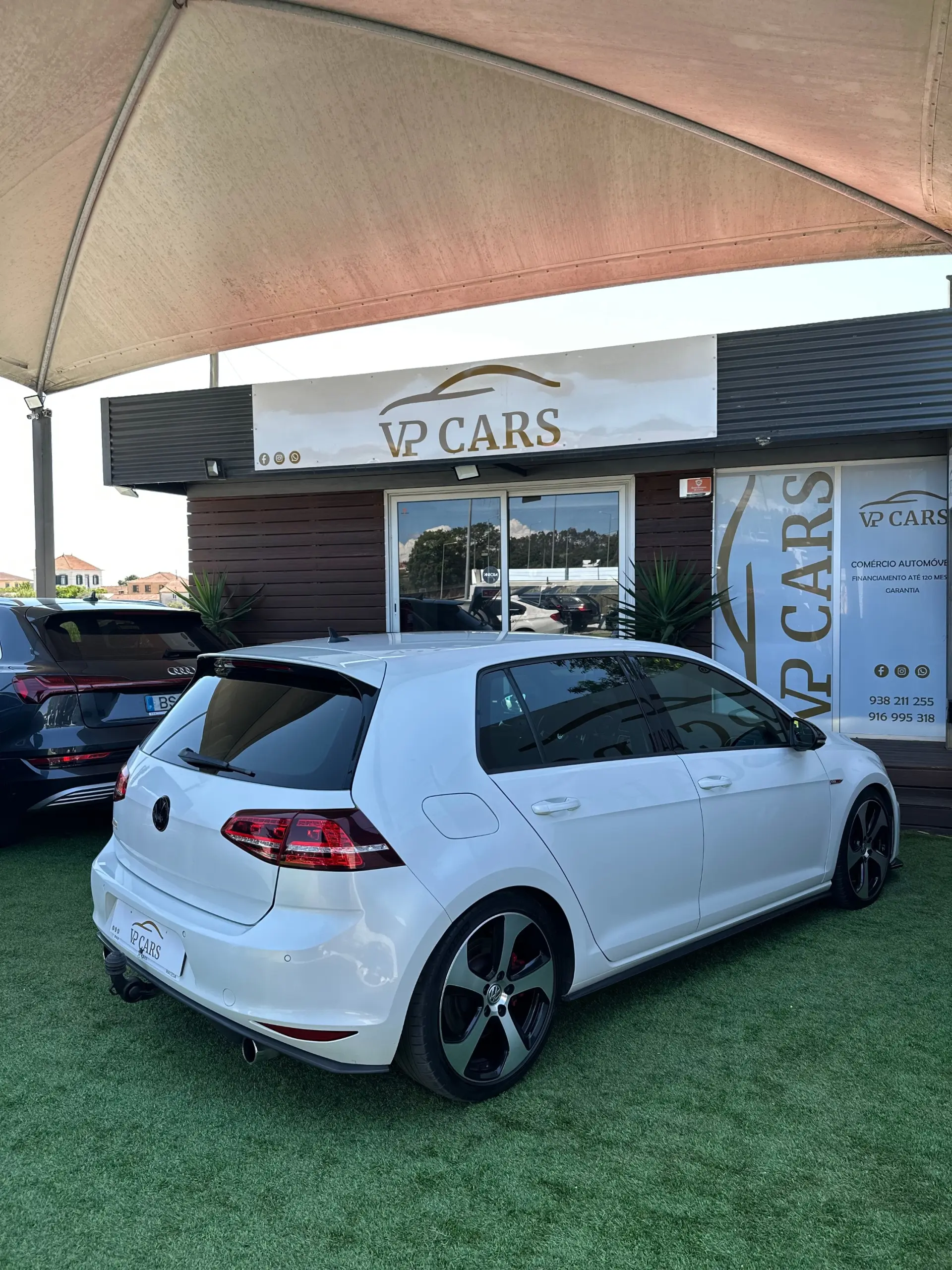 Volkswagen Golf 2.0 TSi GTi DSG Performance 14