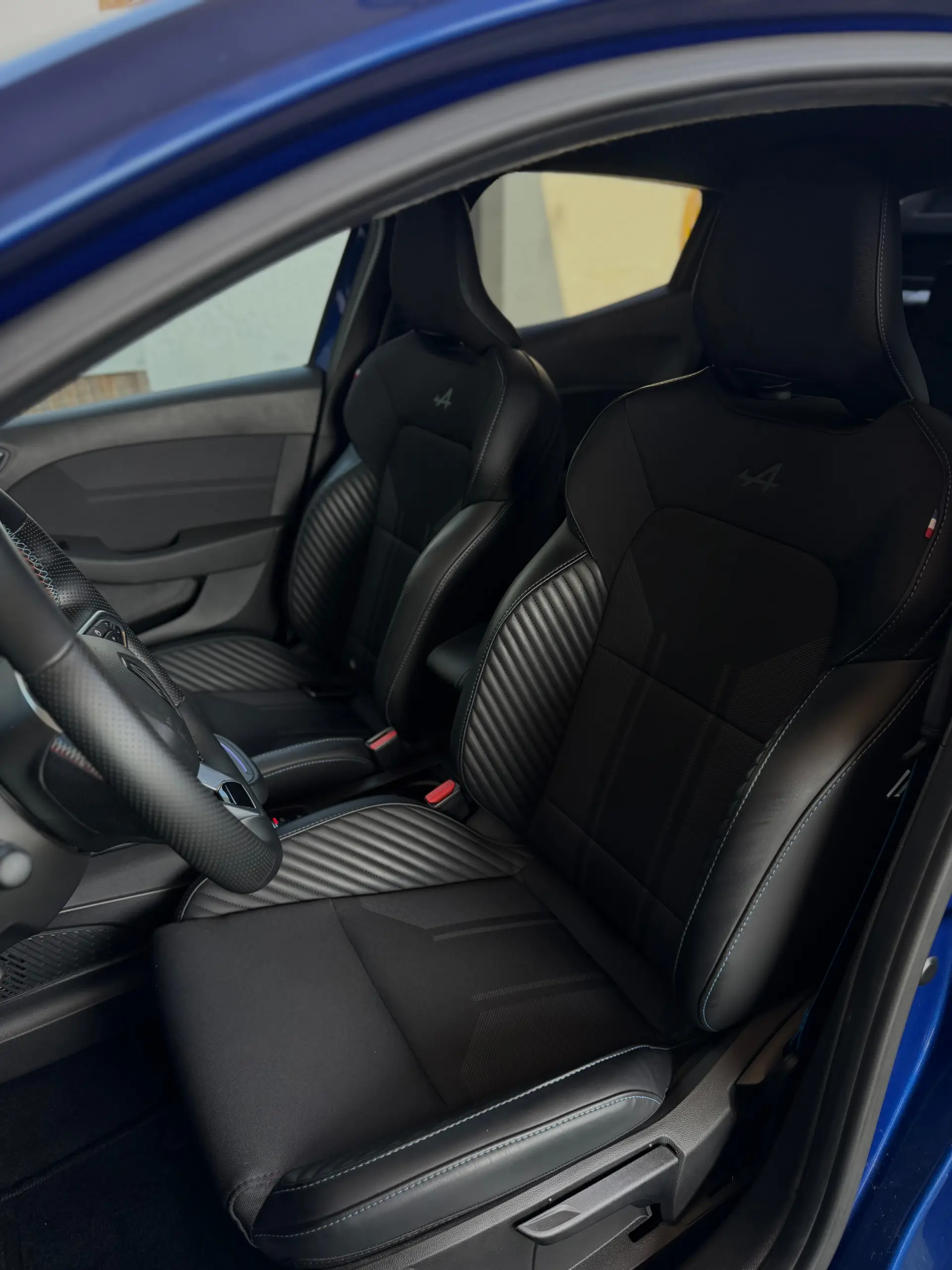 Renault Clio E-Tech Hybrind - Esprit Alpine 14