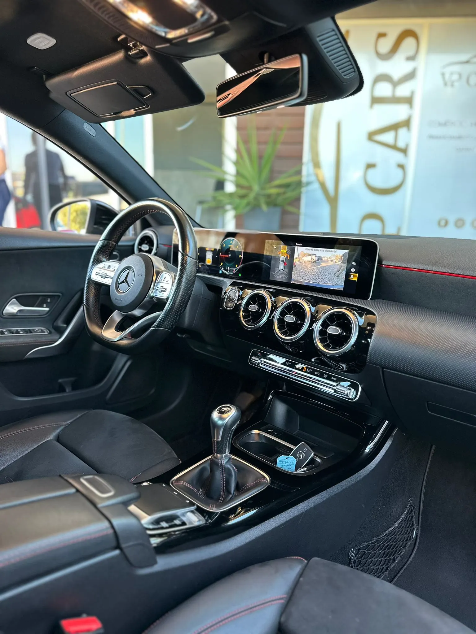 Mercedes-Benz A 180 d AMG Line 14