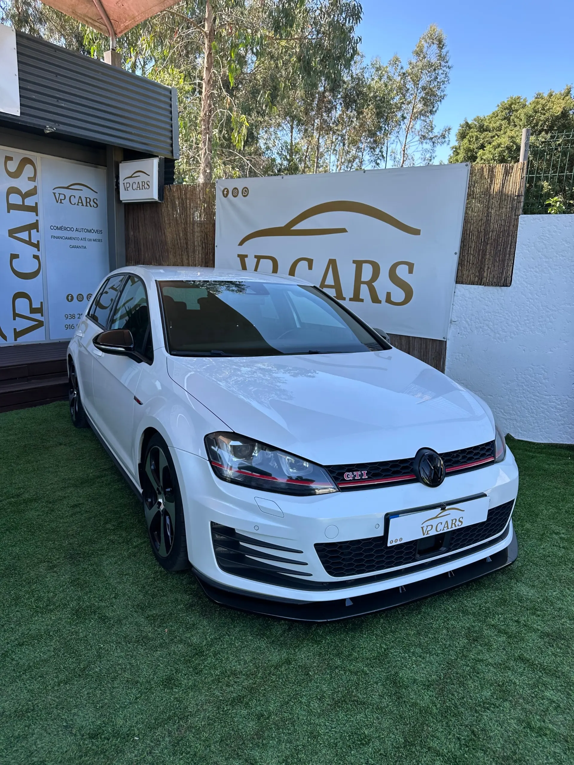 Volkswagen Golf 2.0 TSi GTi DSG Performance 3