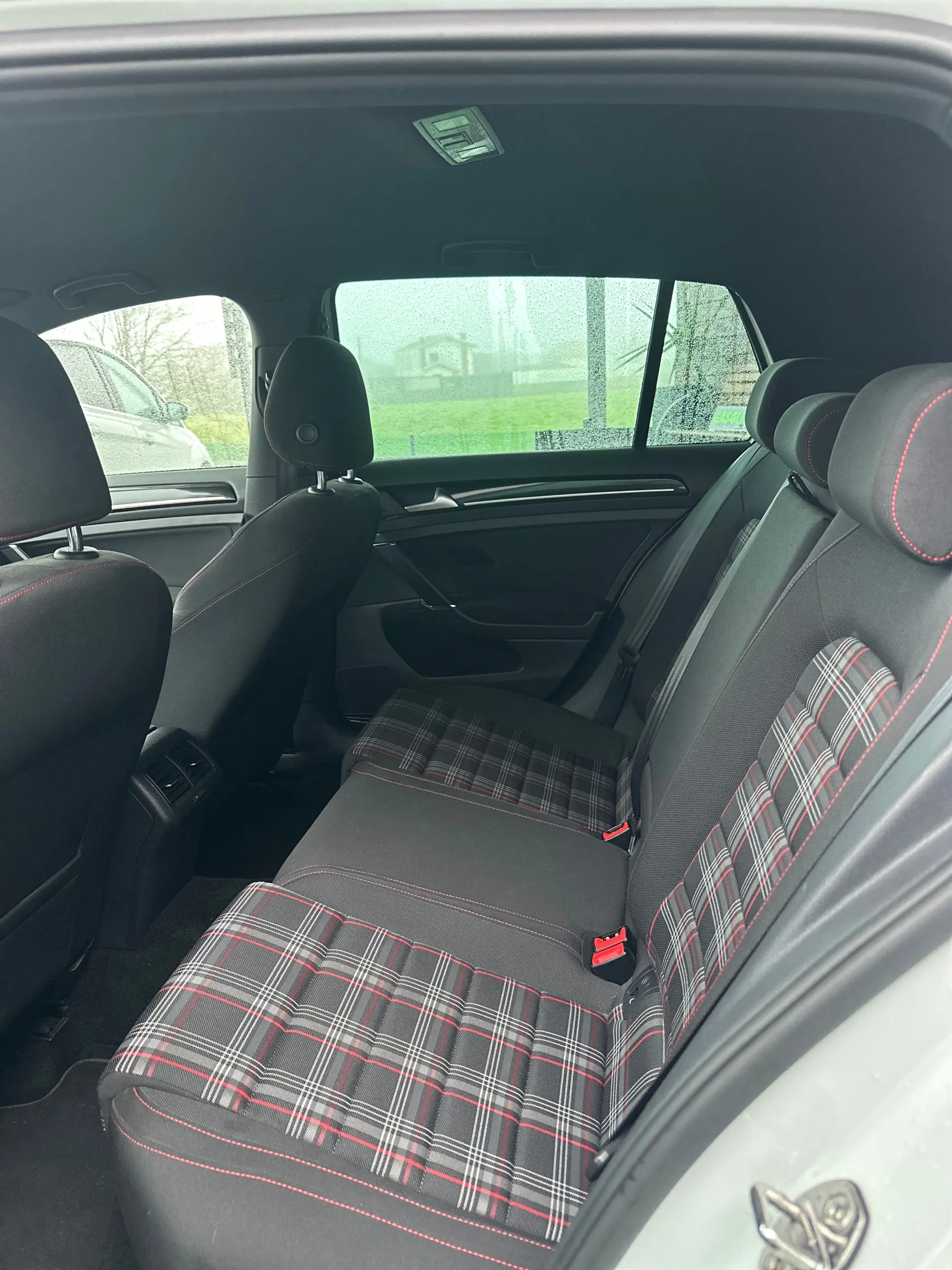 Volkswagen Golf 2.0 TSi GTi DSG Performance 21