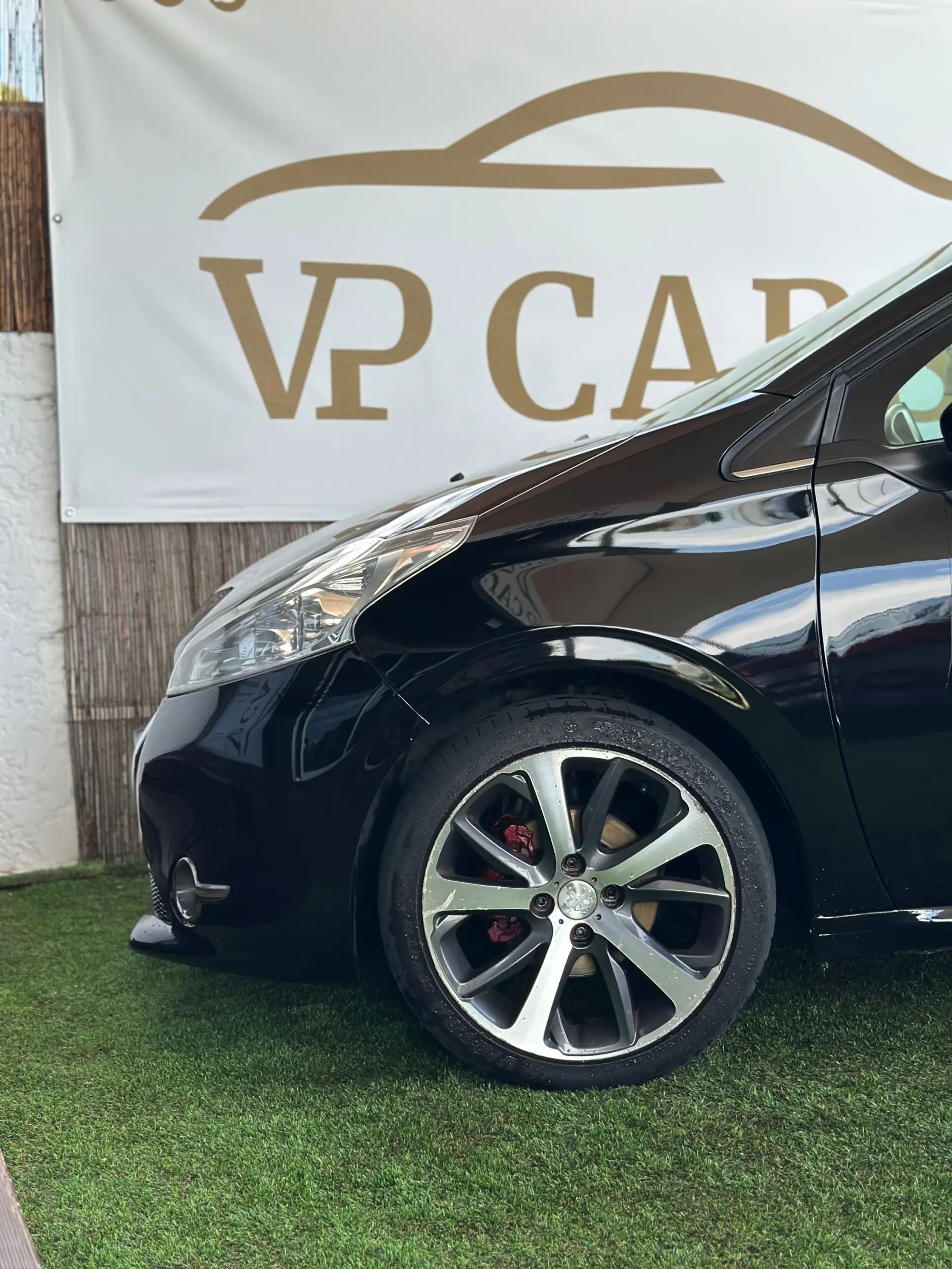 Peugeot 208 7