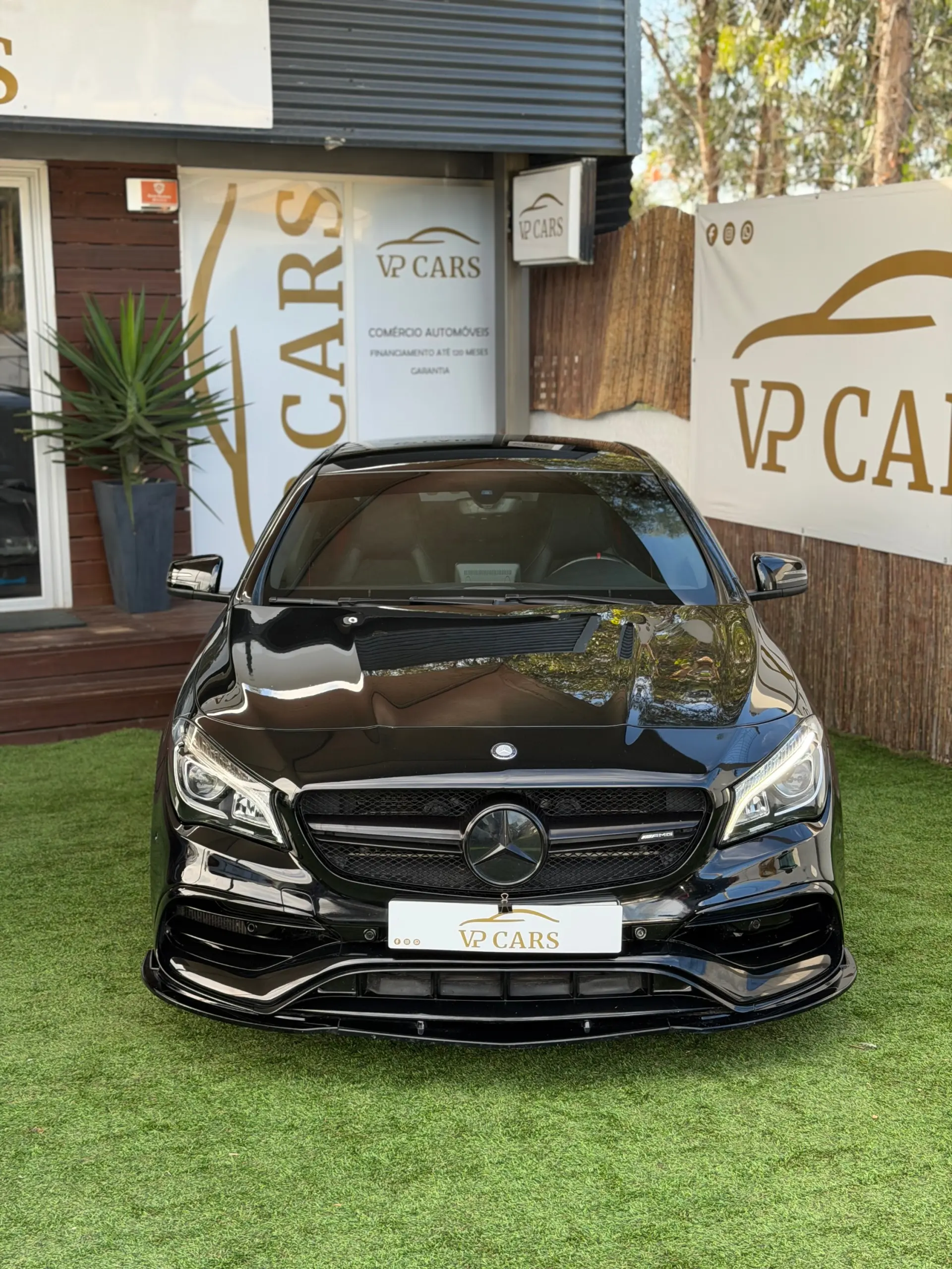 Mercedes-Benz CLA 45 AMG 4Matic Speedshift 7G-DCT Night Edition 2