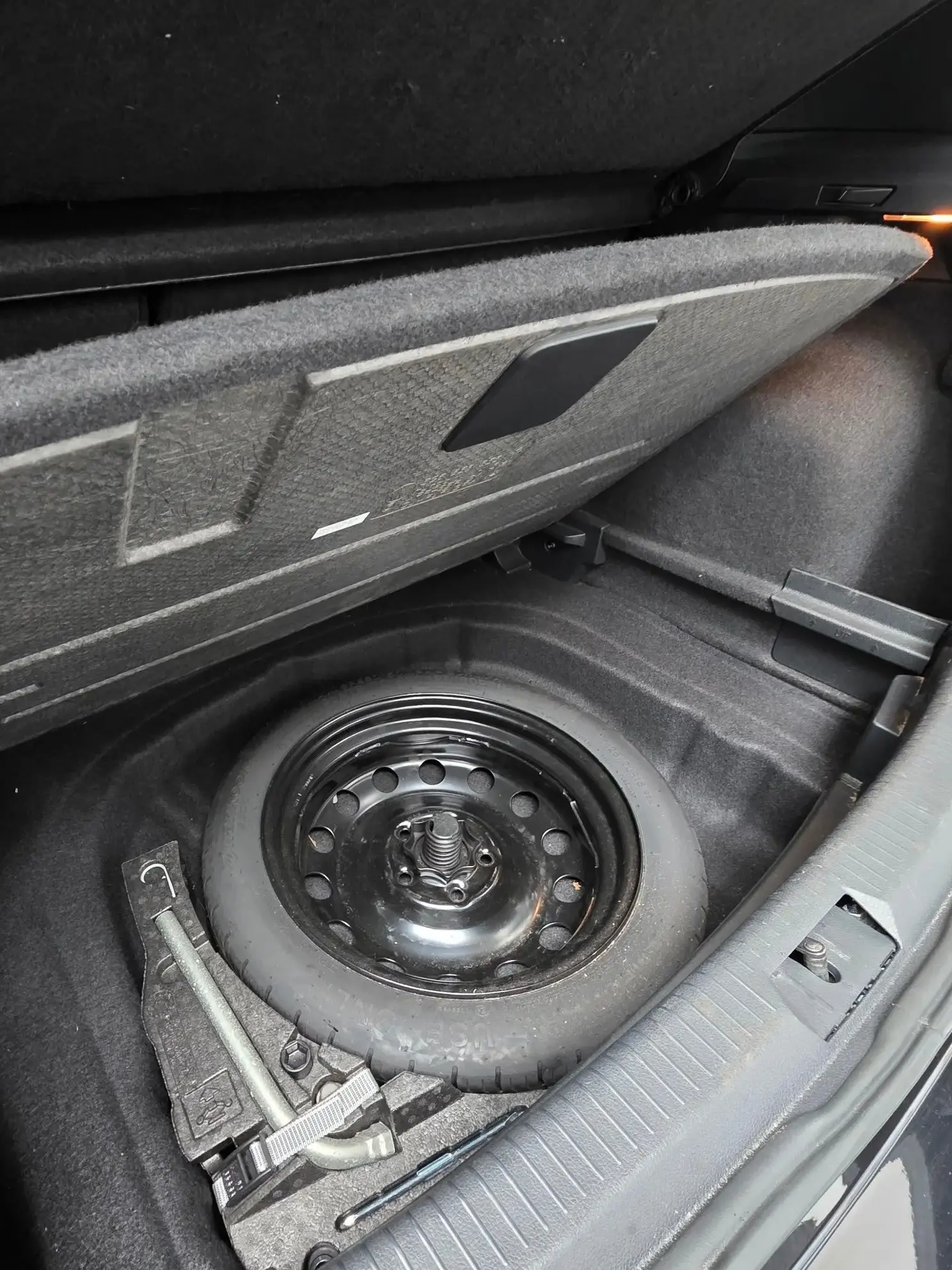 Volkswagen Golf 2.0 TDi GTD DSG 28