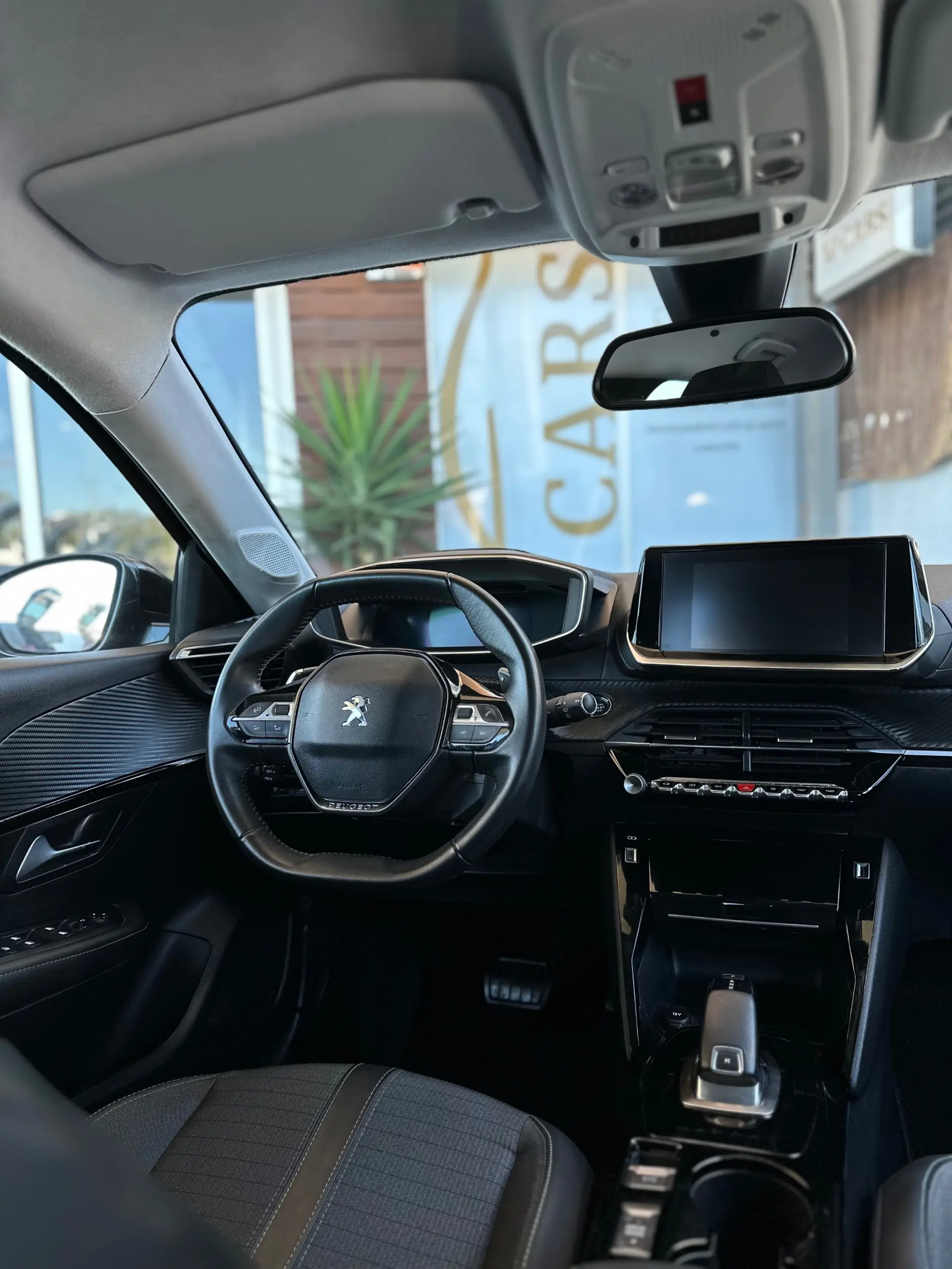 Peugeot 208 1.2 PureTech Allure Pack EAT8 24