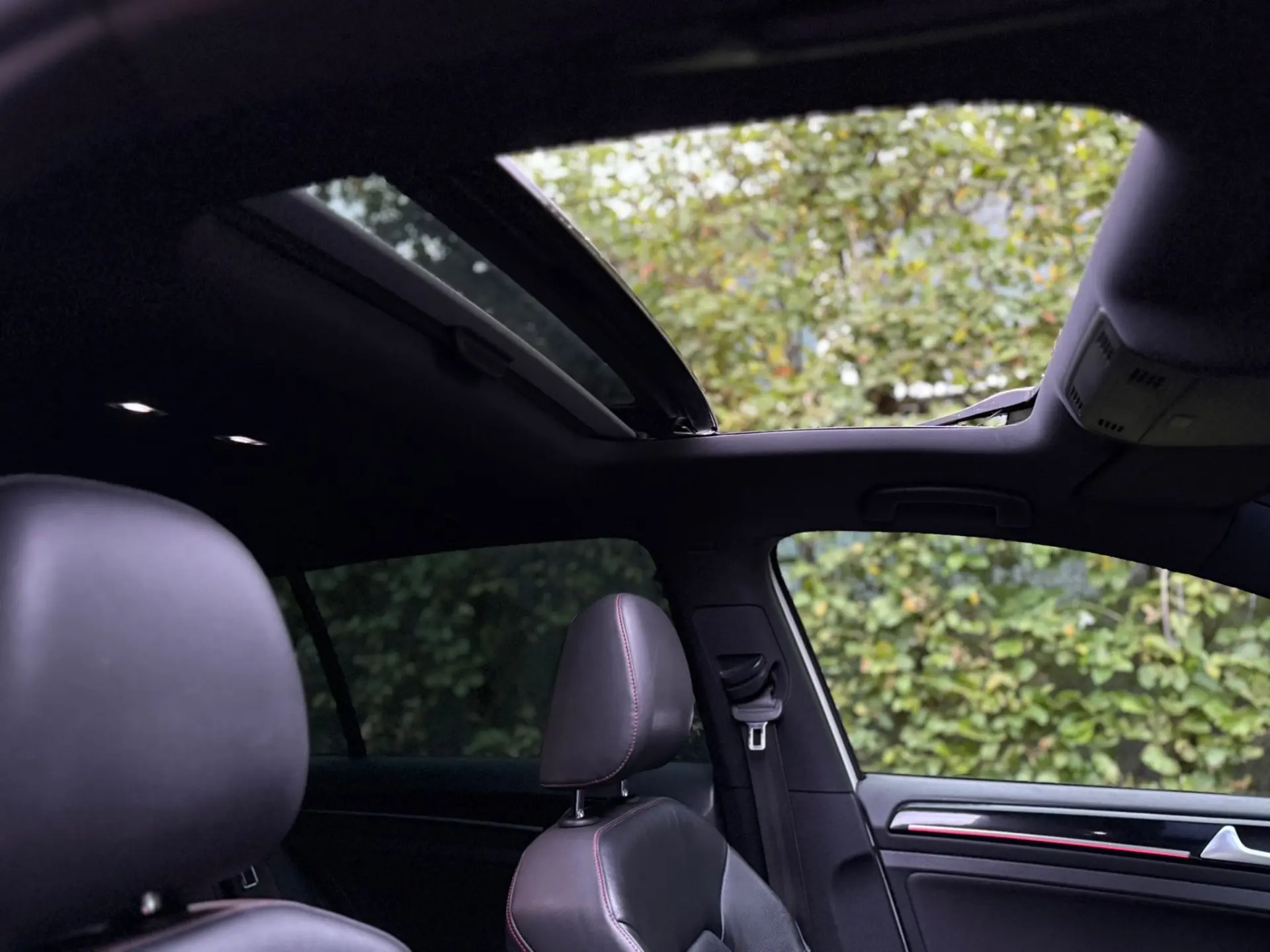 Volkswagen Golf 2.0 TSi GTi DSG Performance 16