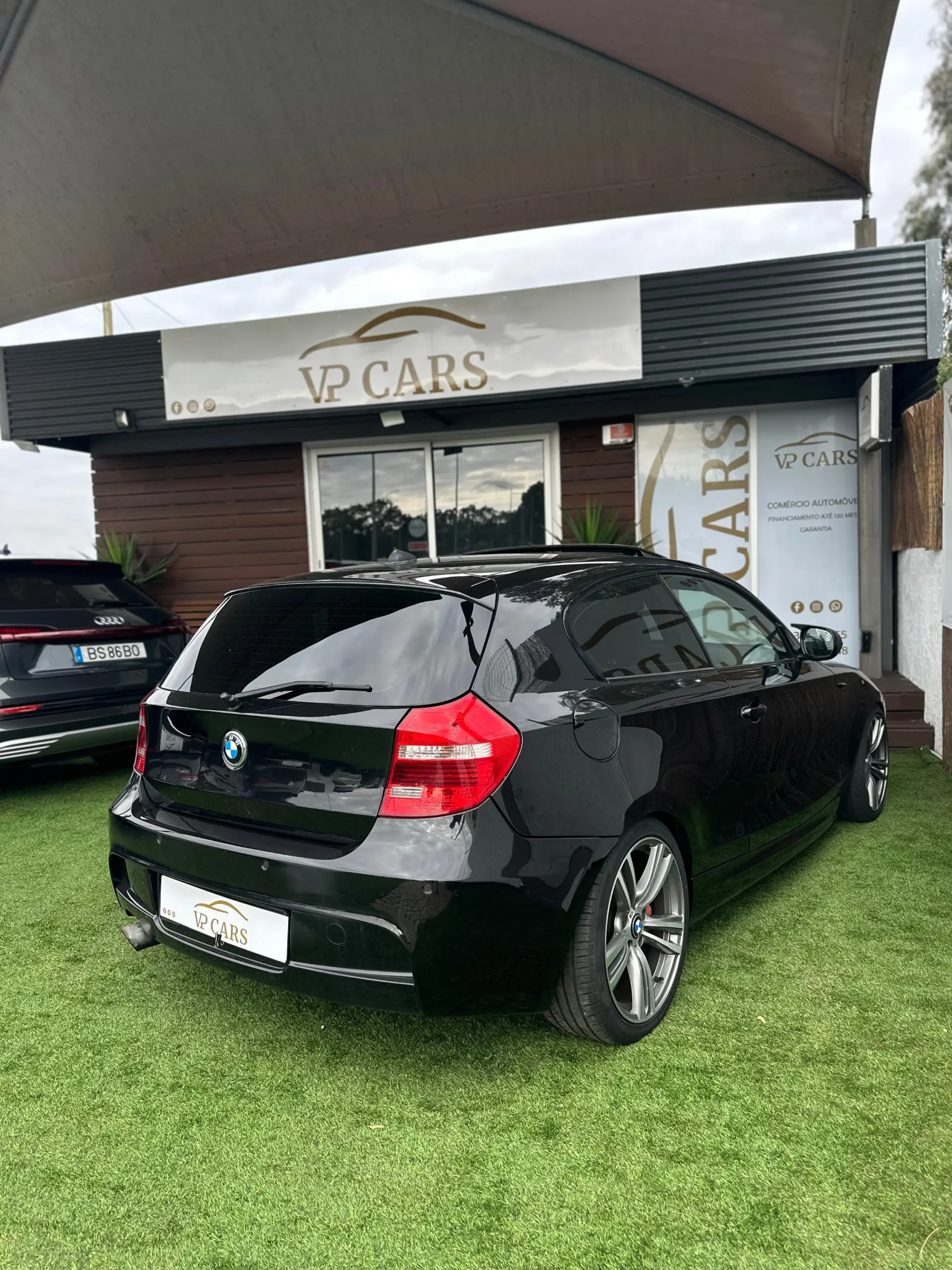 BMW 118 d Pack M 7