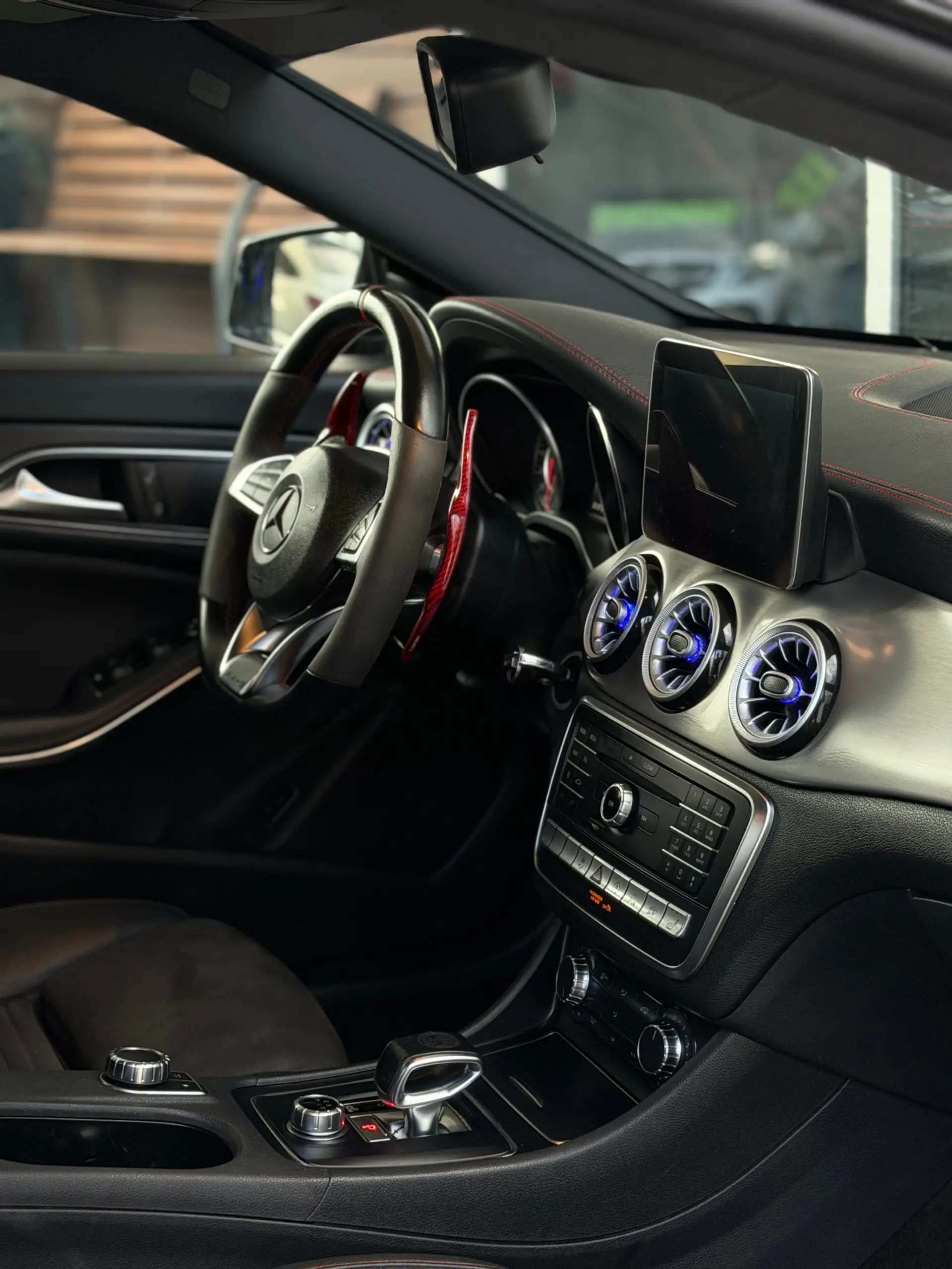 Mercedes-Benz CLA 45 AMG 4Matic Speedshift 7G-DCT Night Edition 15
