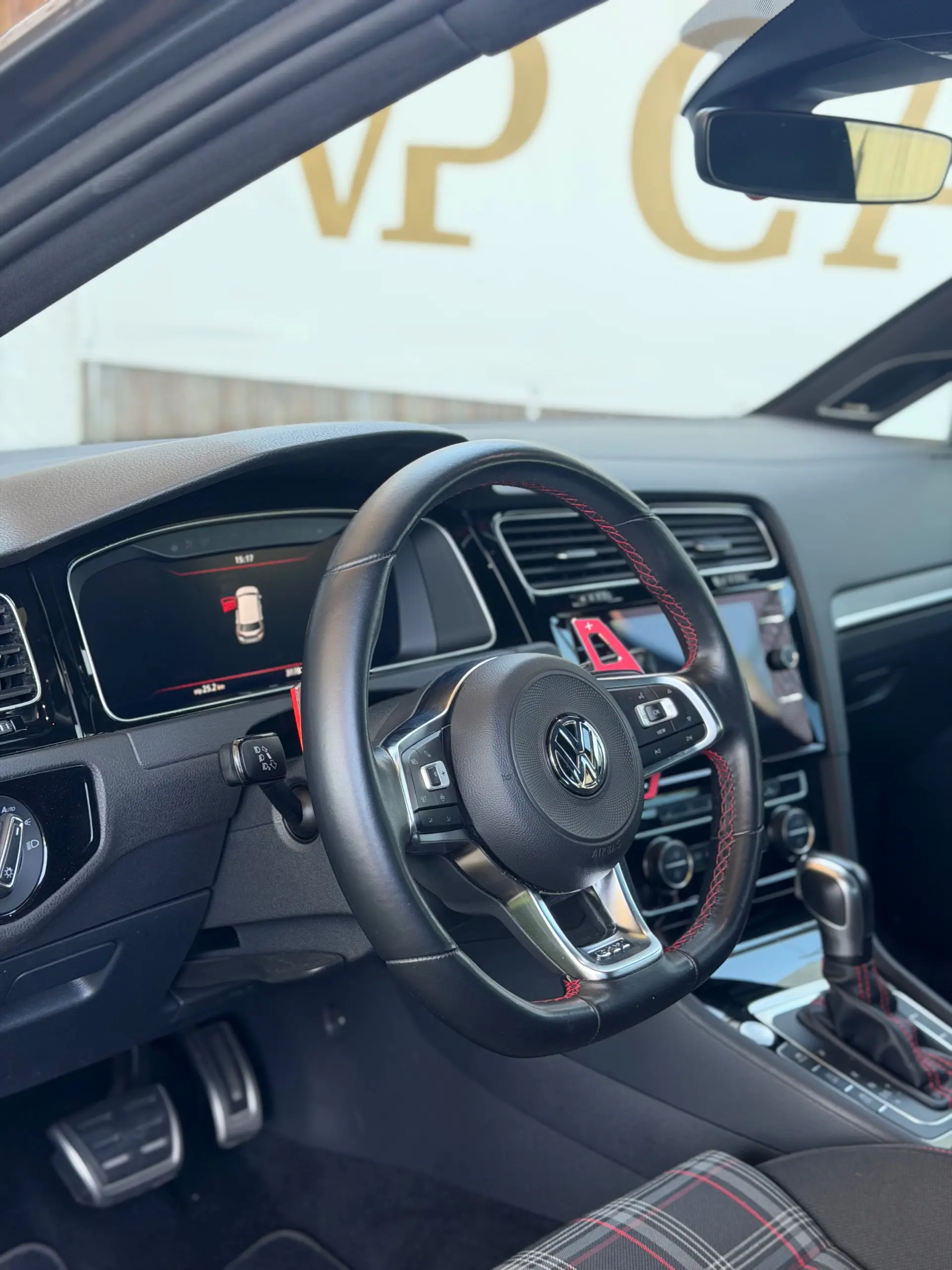 Volkswagen Golf 2.0 TSI GTI DSG Performance 19