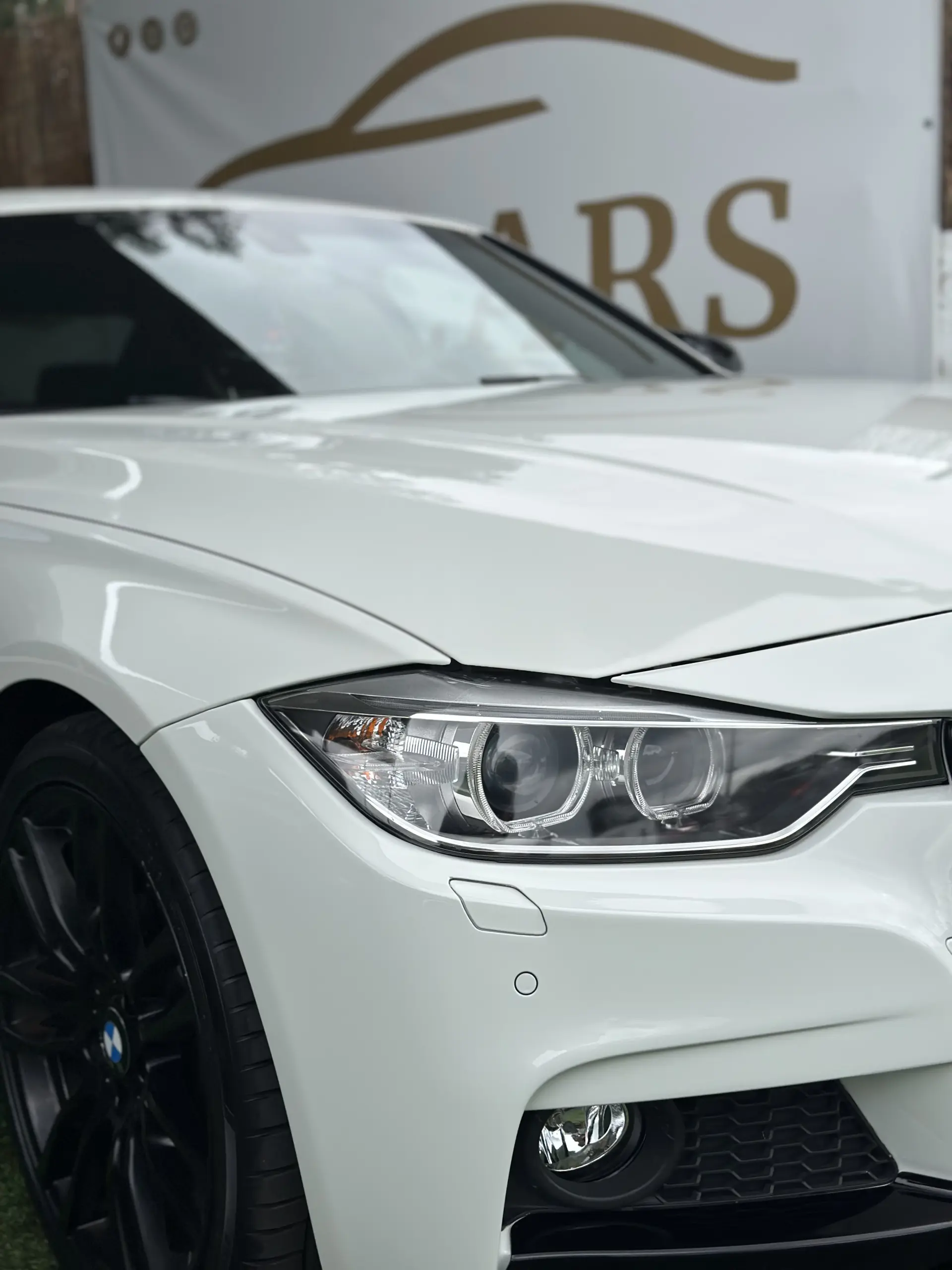 BMW 318 d Pack M 6