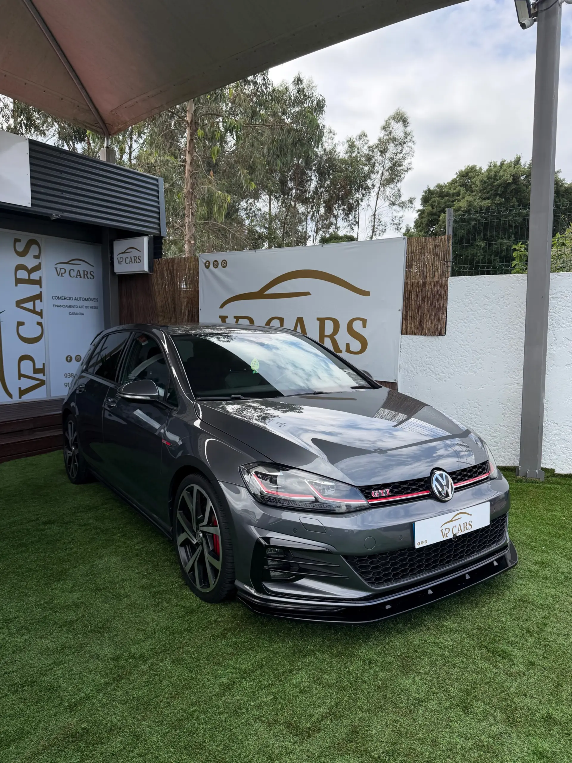 Volkswagen Golf 2.0 TSI GTI DSG Performance 3