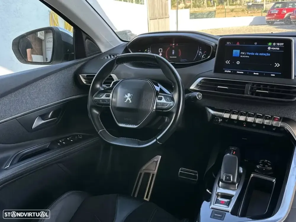 Peugeot 3008 Outro 9