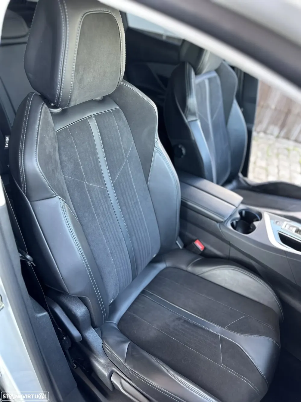 Peugeot 3008 Outro 11