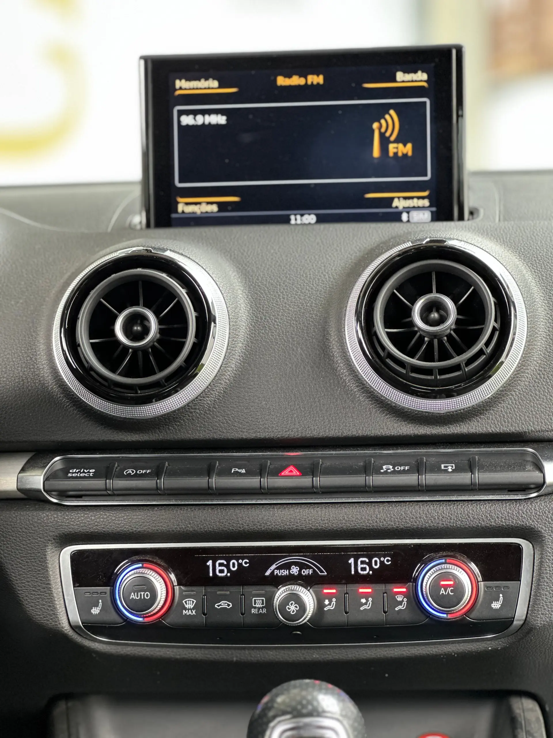 Audi A3 2.0 TDI quattro S-line S tronic 24