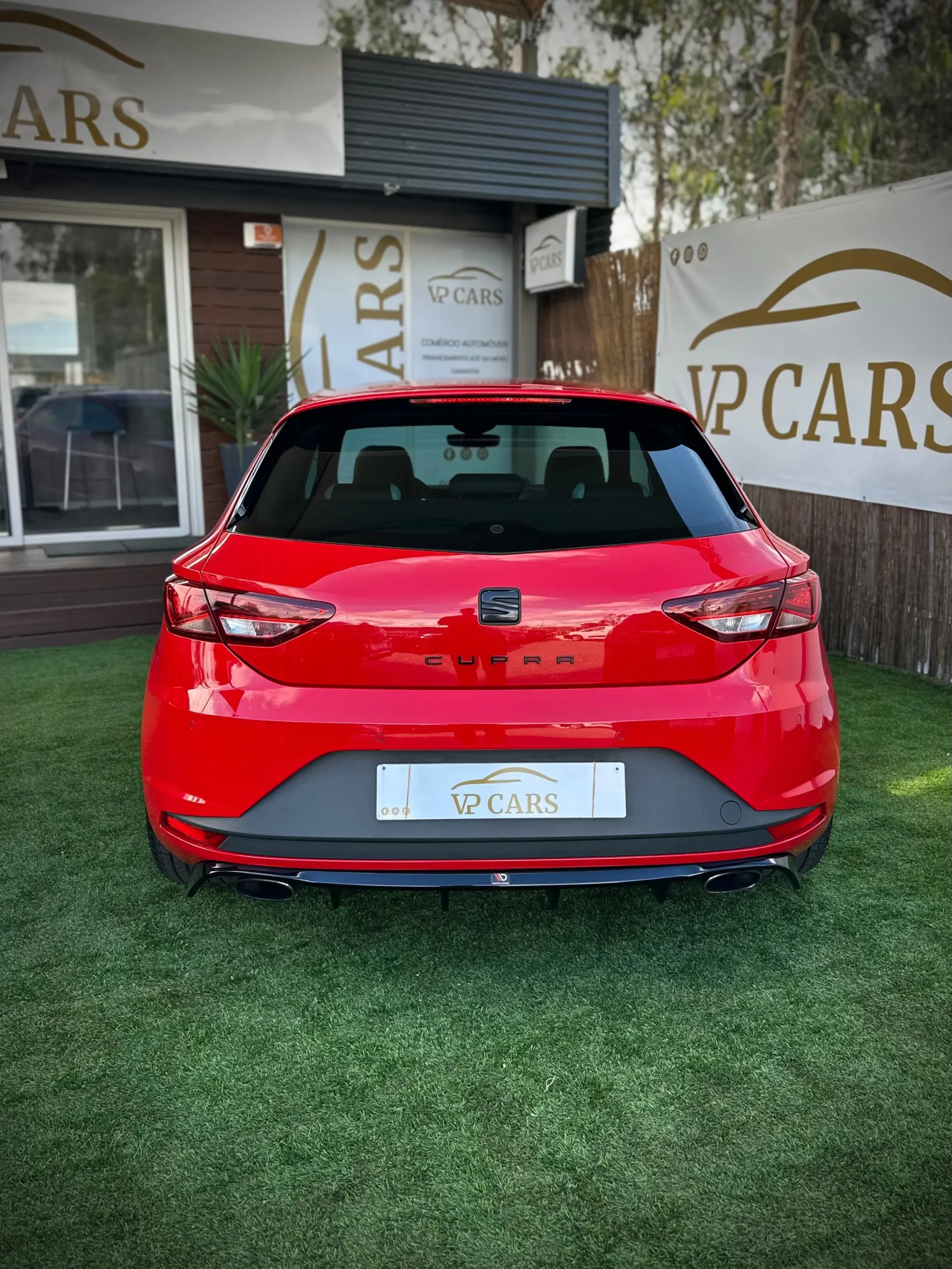 SEAT Leon SC 2.0 TSI S&S DSG Cupra 290 11