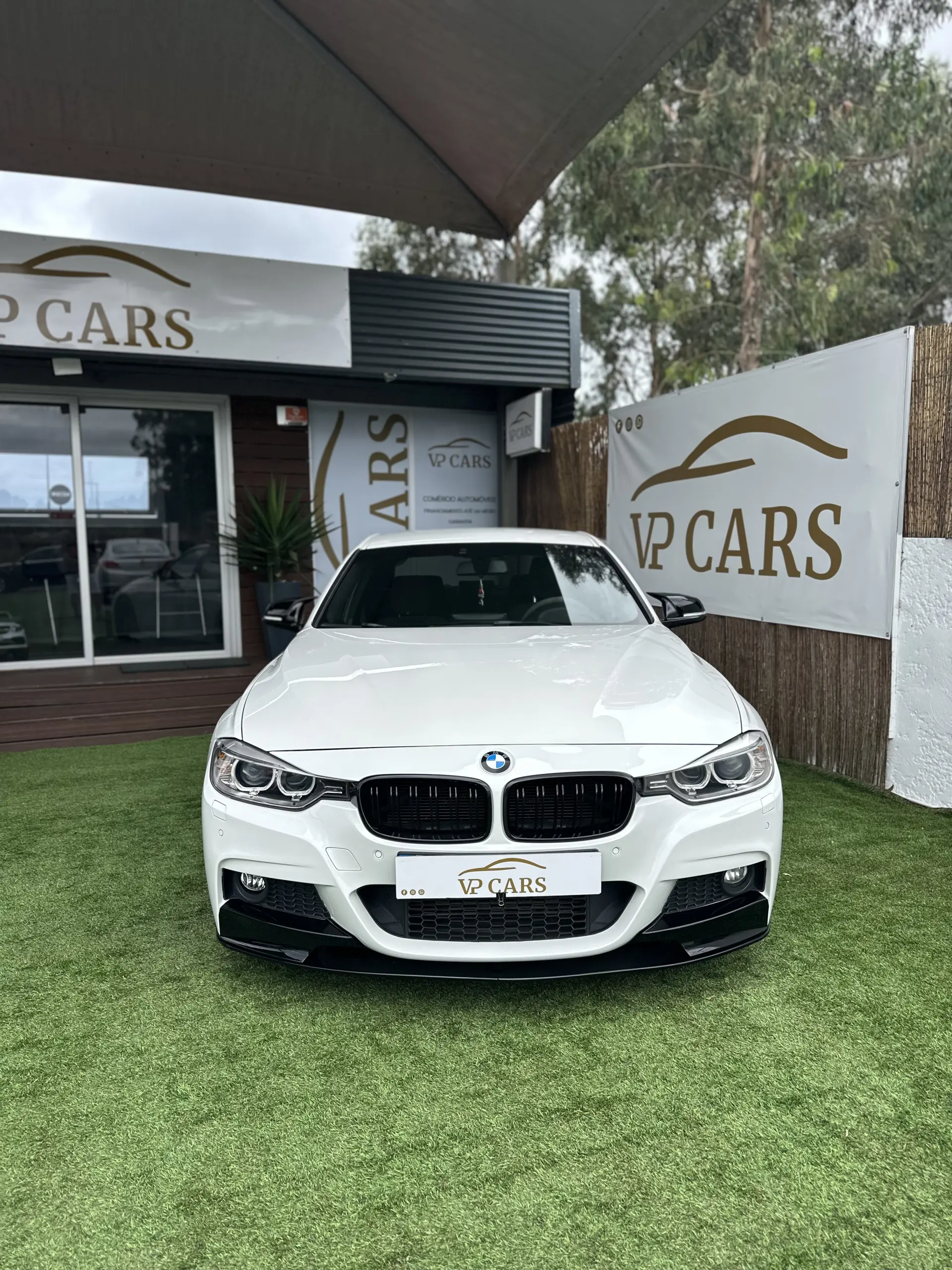 BMW 318 d Pack M 1