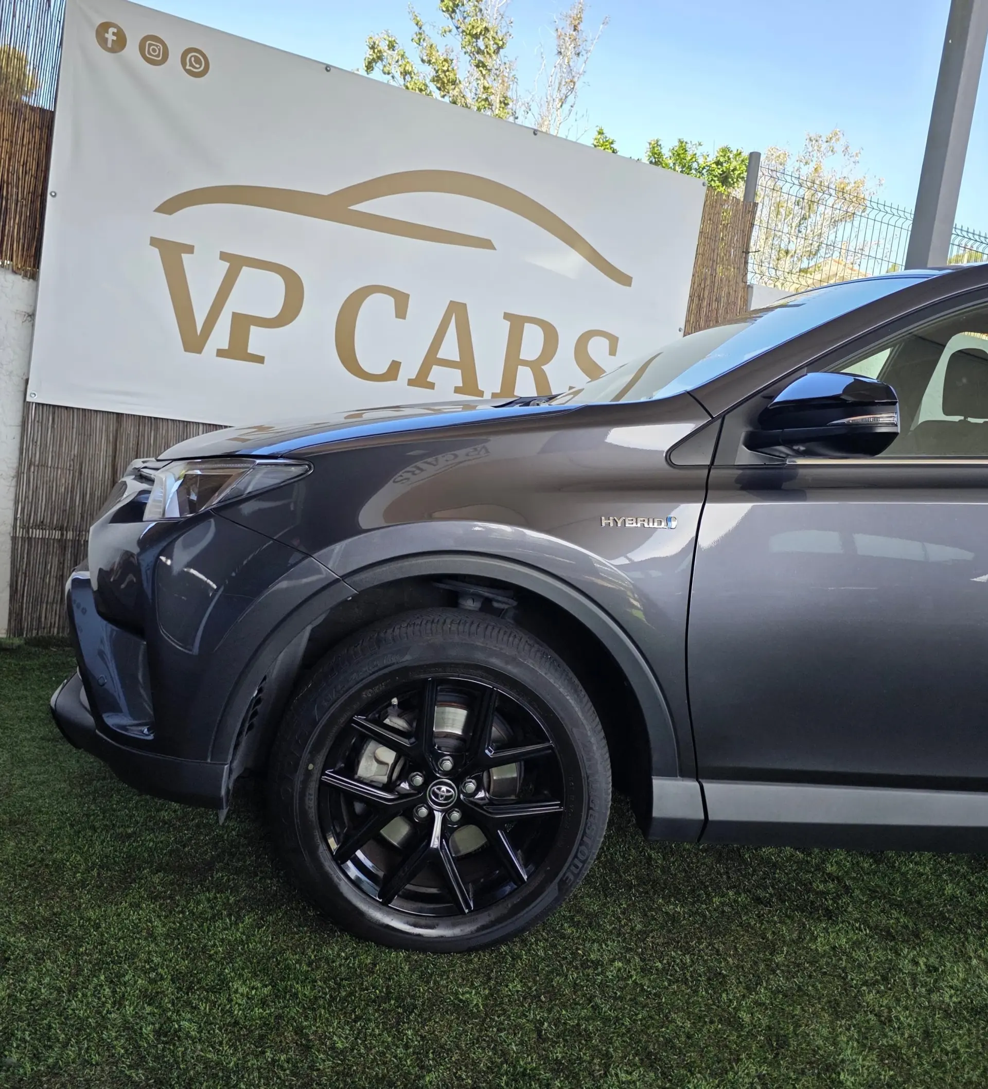 Toyota RAV4 6