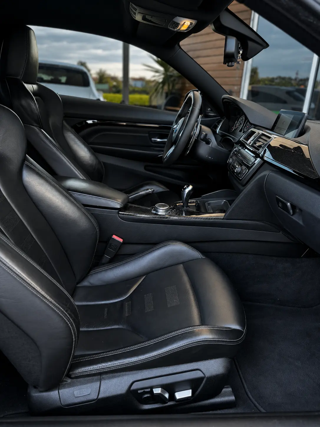 BMW M4 DKG 31