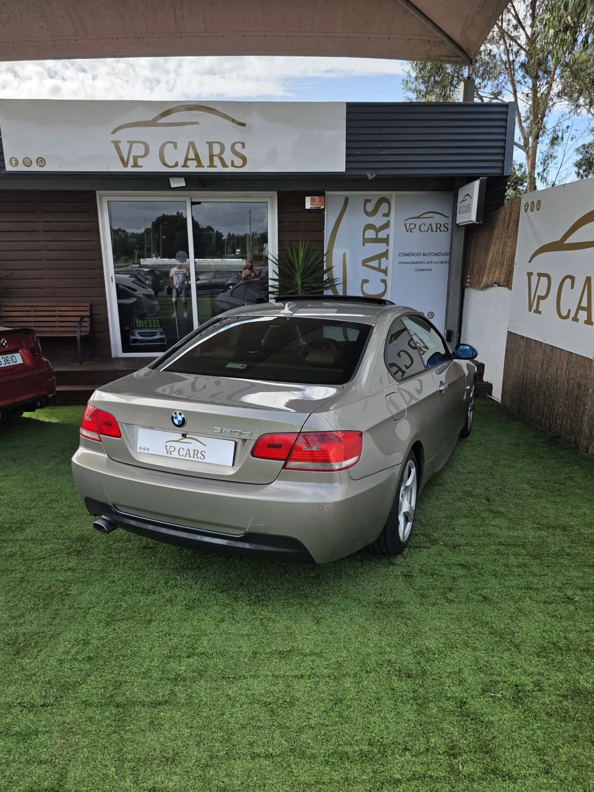 BMW 320 Pack M 11