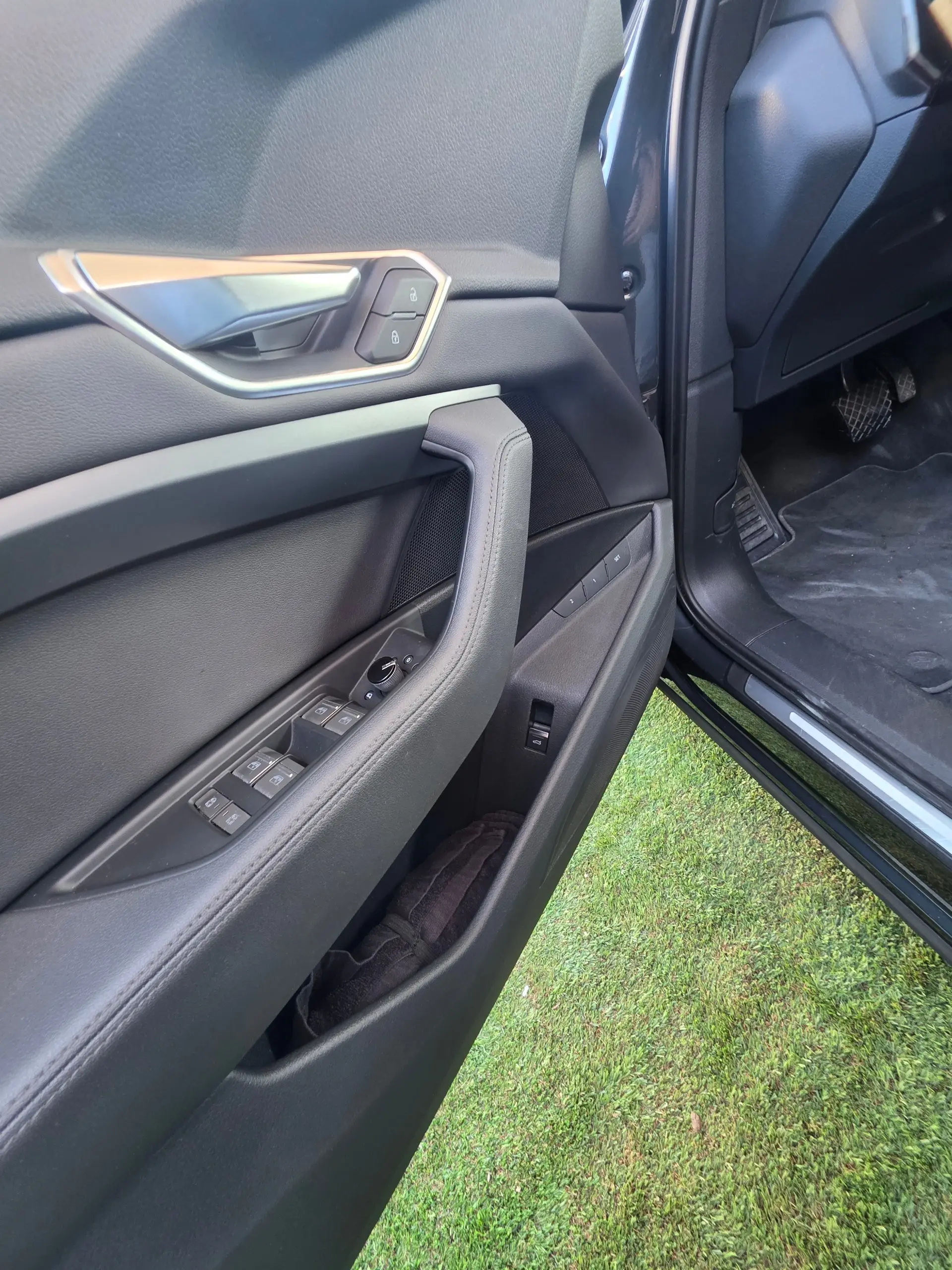 Audi e-tron 50 quattro 15