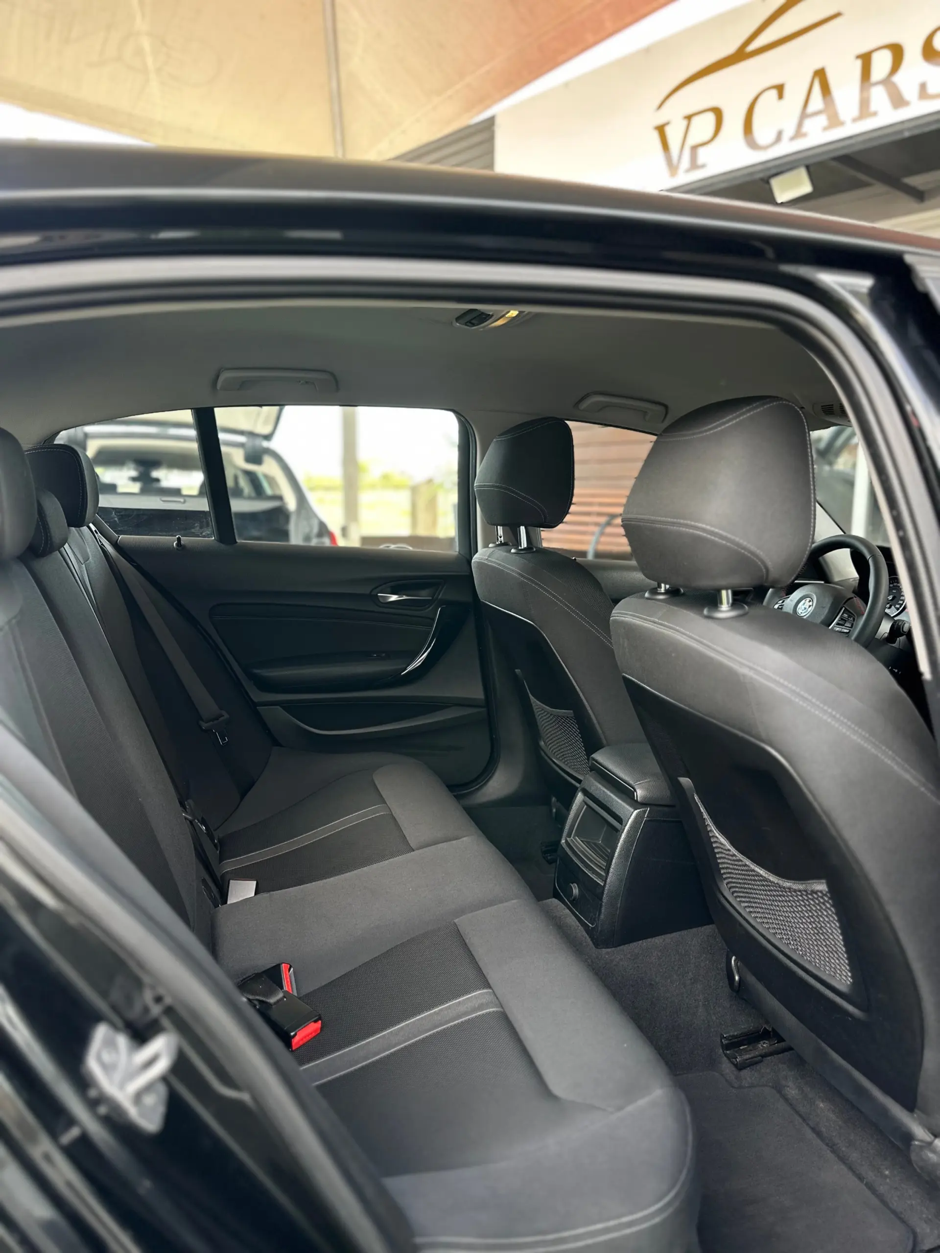 BMW 116 d Line Sport 14