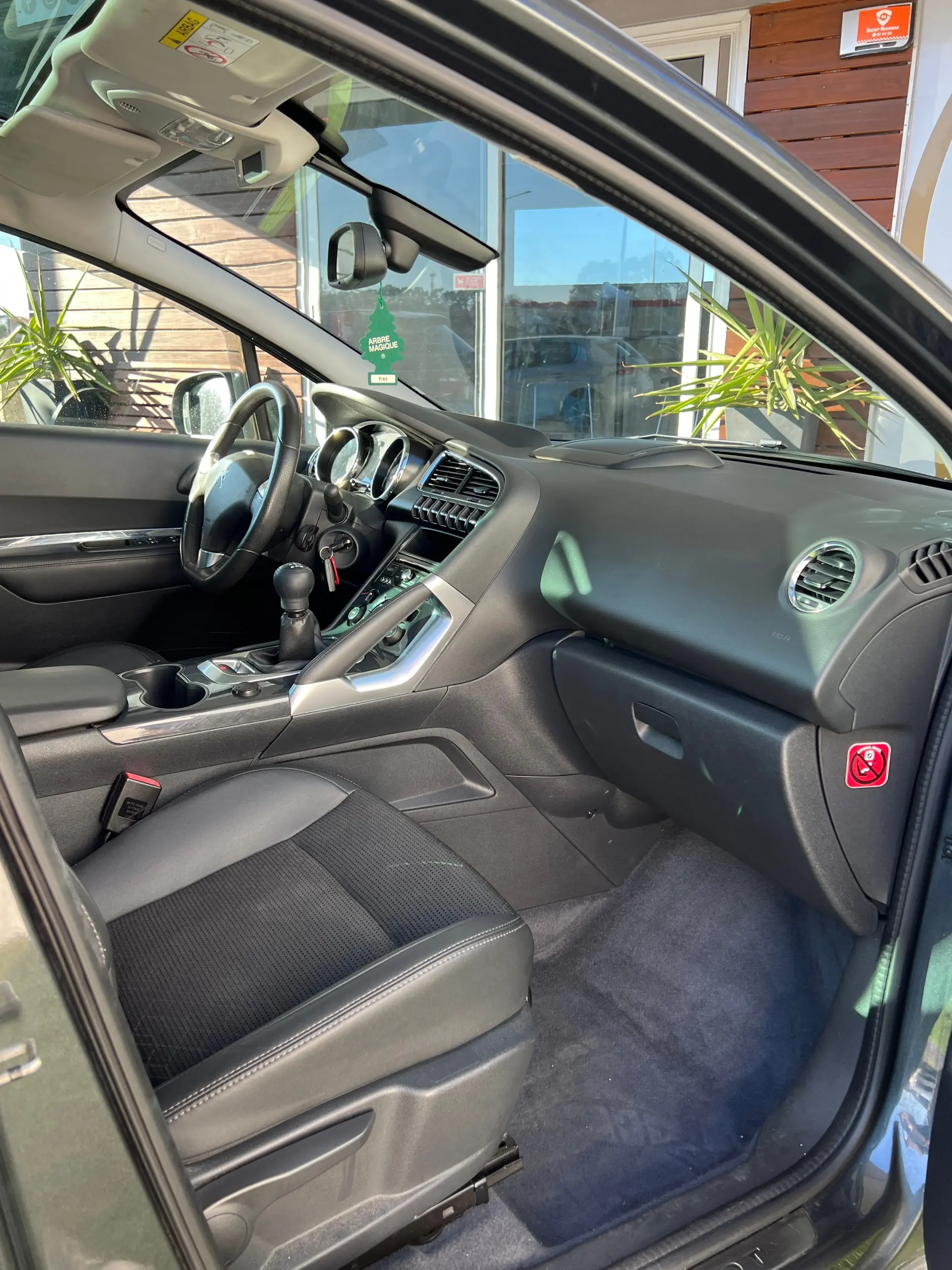 Peugeot 3008 1.2 PureTech Access 13