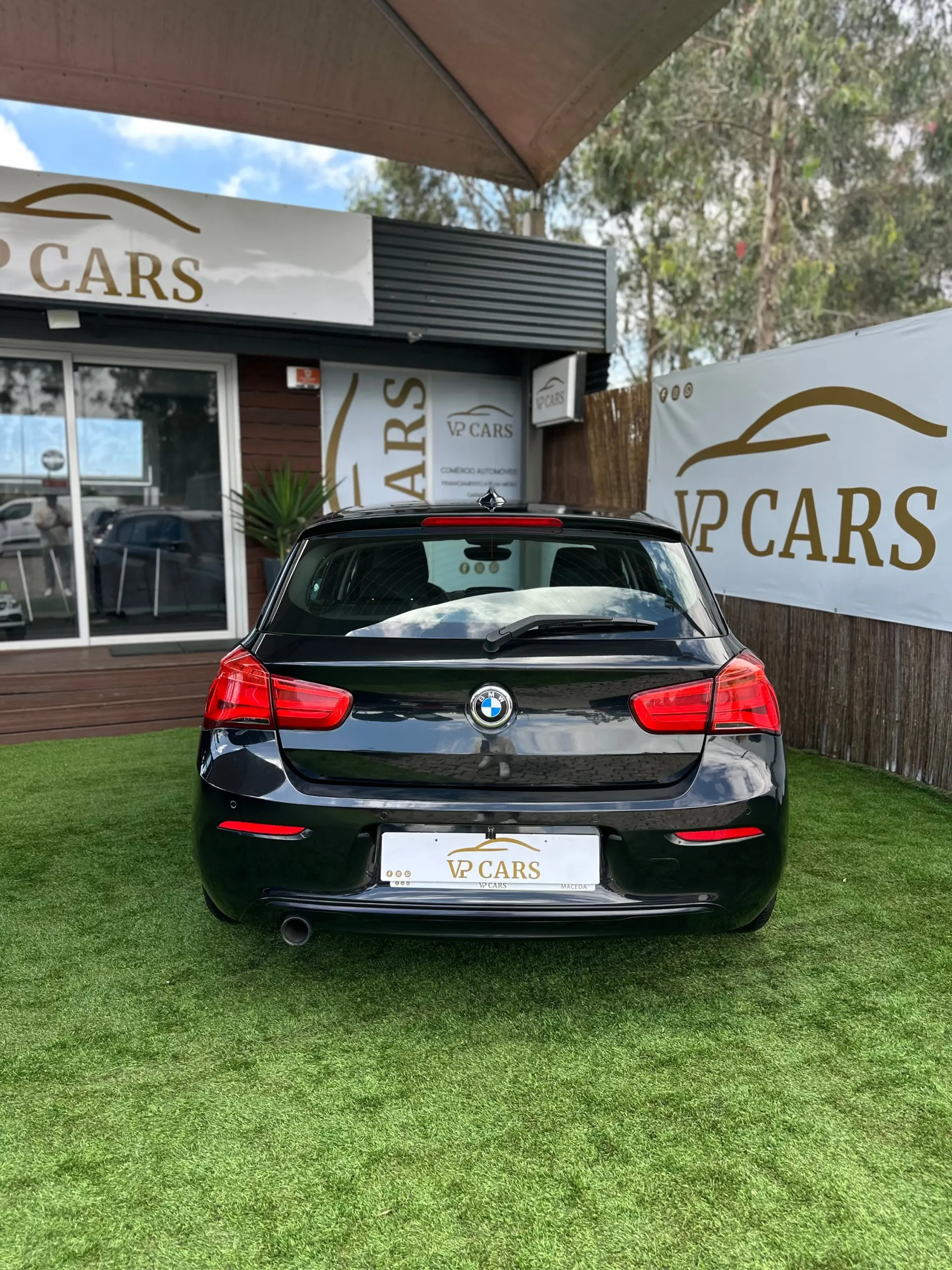 BMW 116 d Line Sport 7