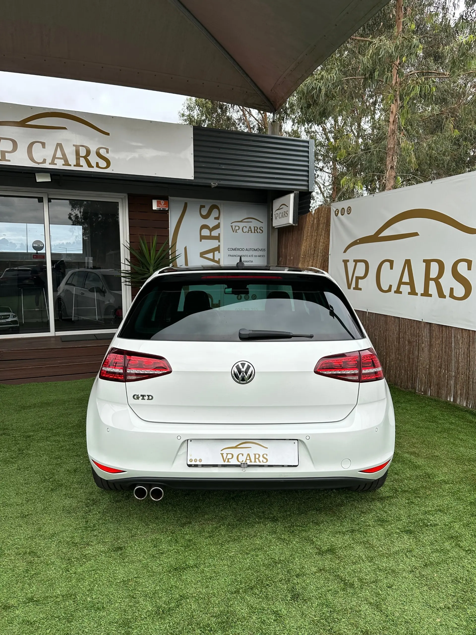 Volkswagen Golf 2.0 TDi GTD DSG 4