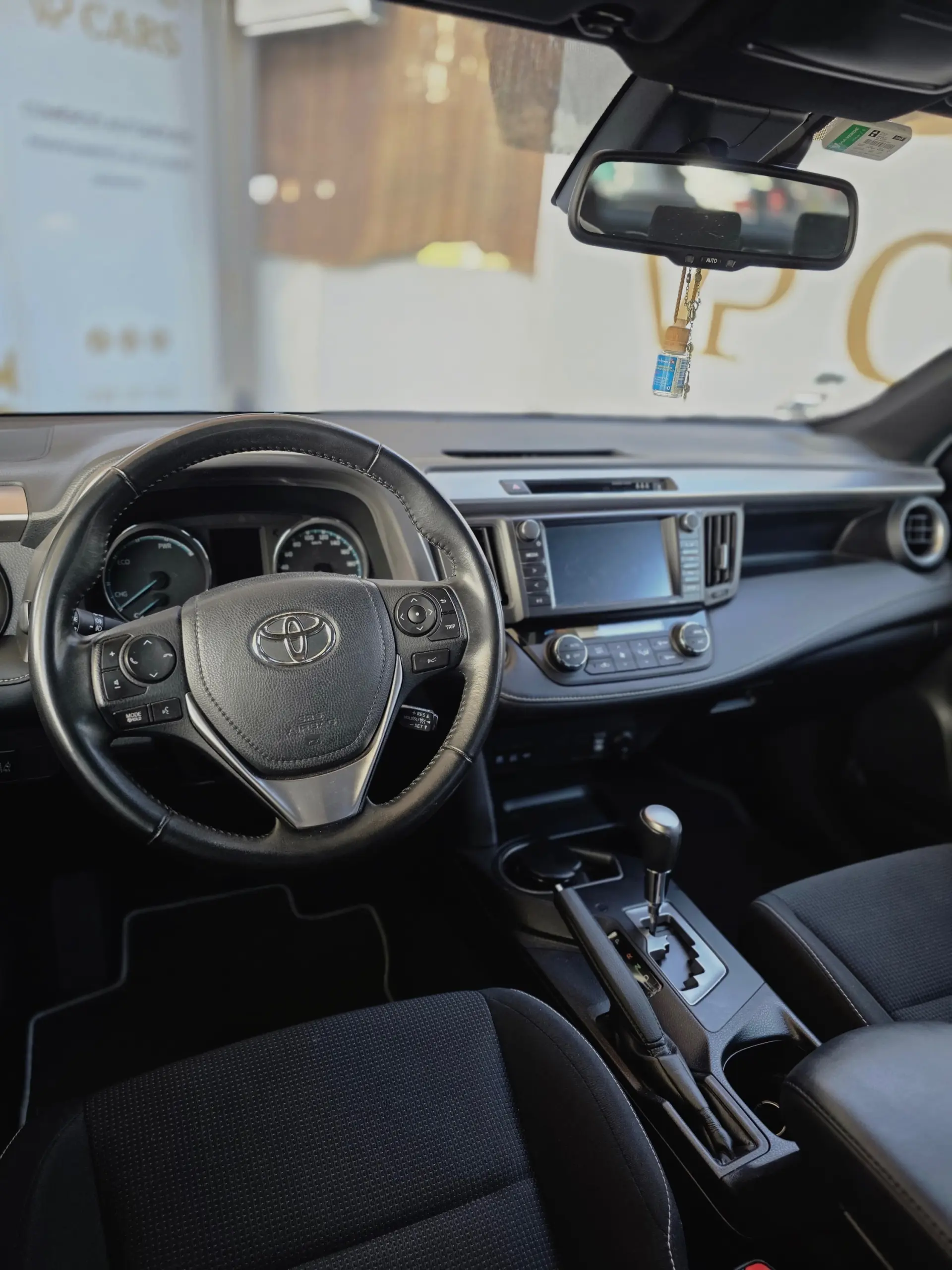 Toyota RAV4 13