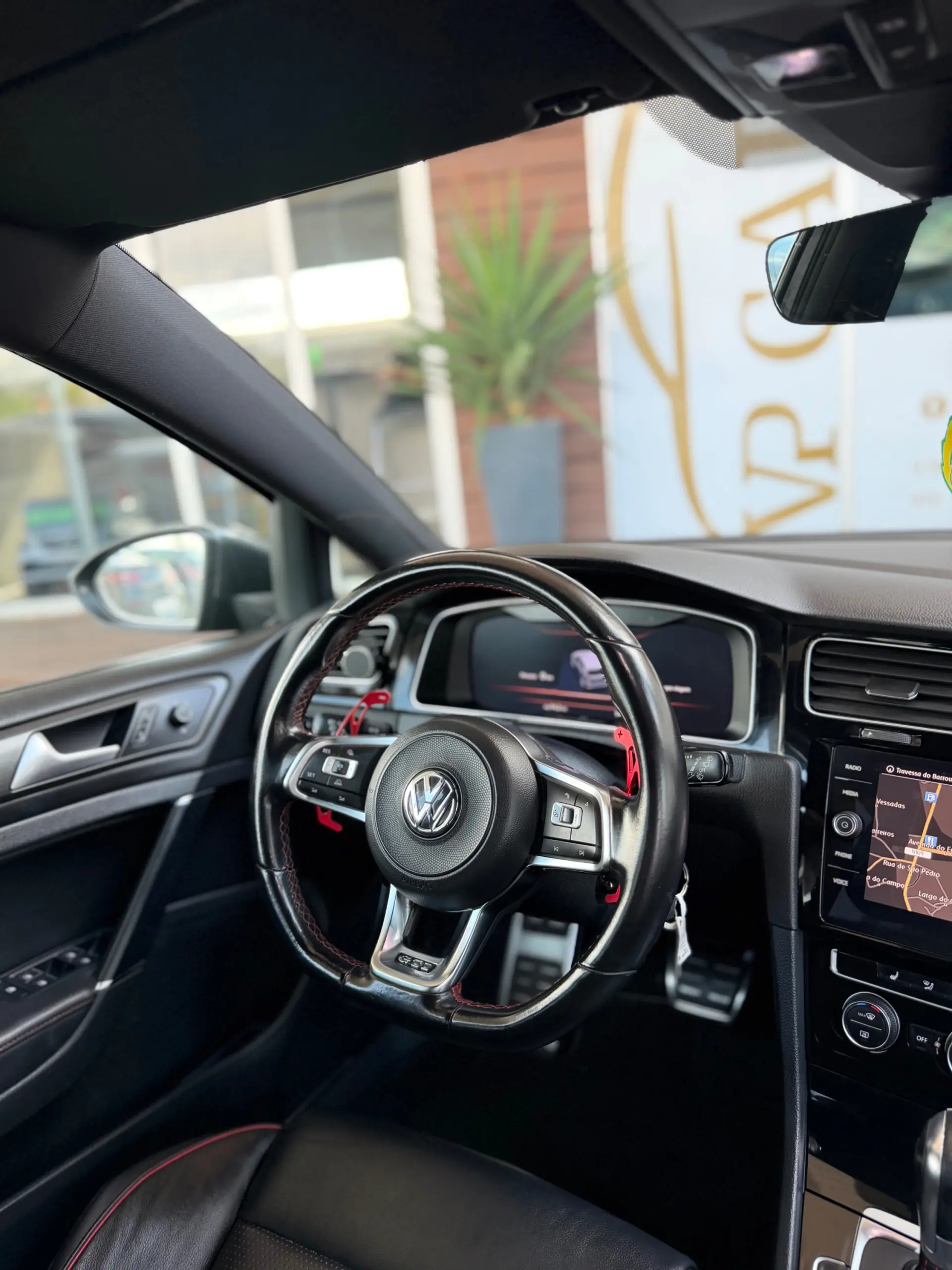 Volkswagen Golf 2.0 TSI GTI DSG Performance 36
