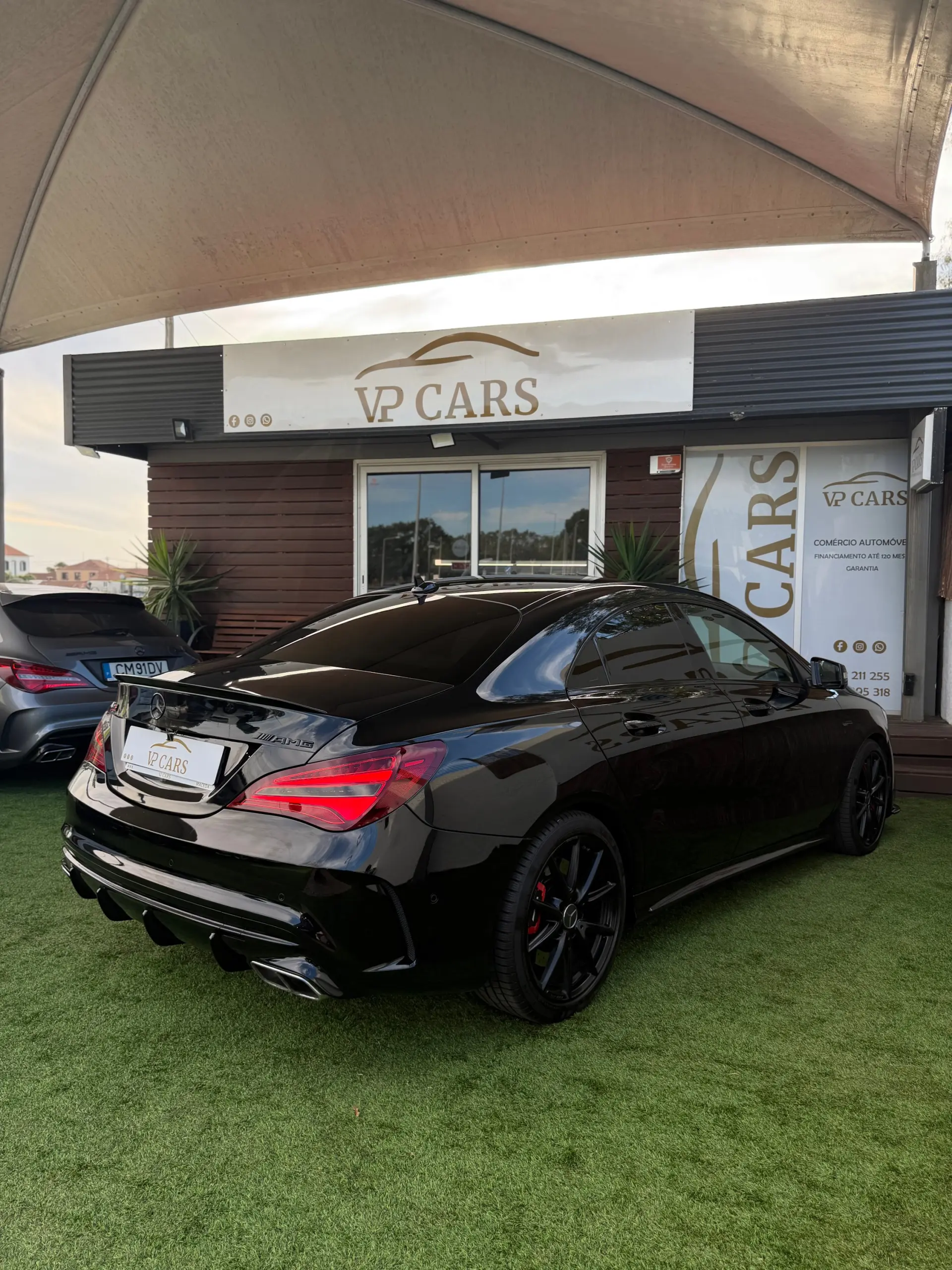 Mercedes-Benz CLA 45 AMG 4Matic Speedshift 7G-DCT Night Edition 9