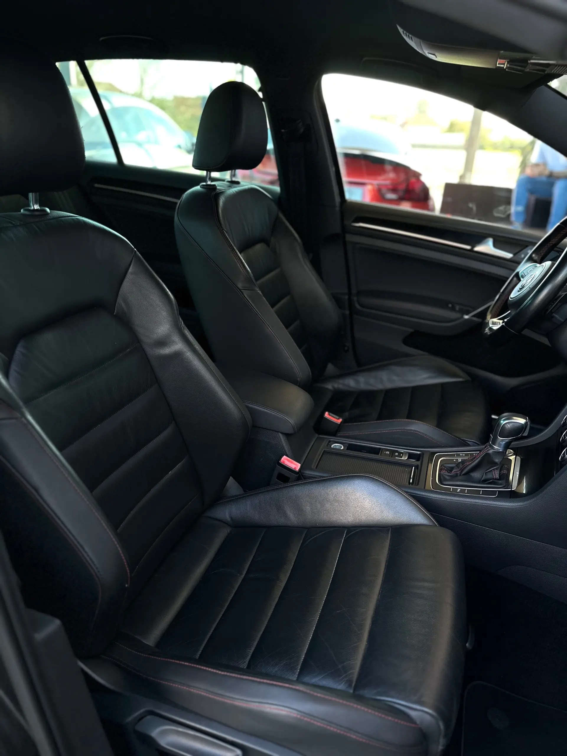 Volkswagen Golf 2.0 TSi GTi DSG Performance 19