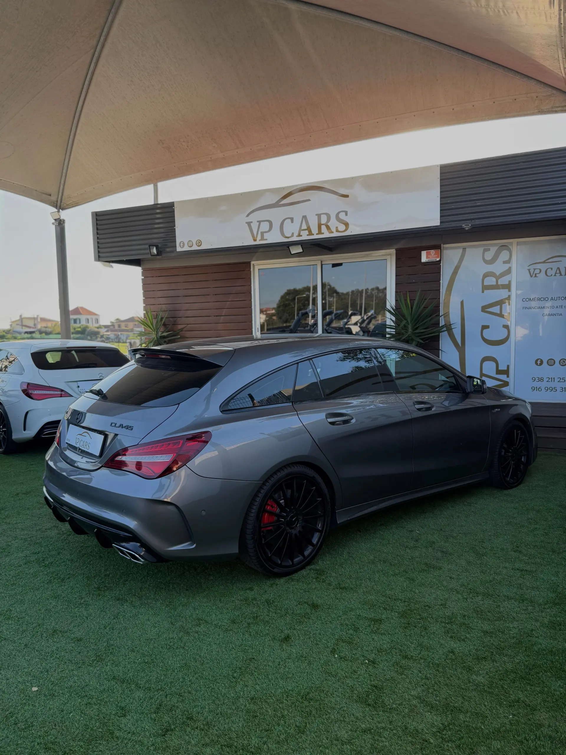 Mercedes-Benz CLA 45 AMG Shooting Brake 4-Matic 13