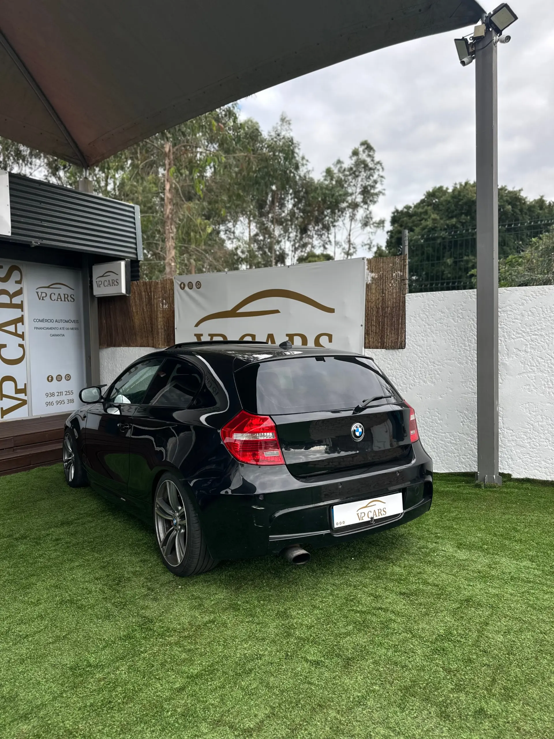 BMW 118 d Pack M 6