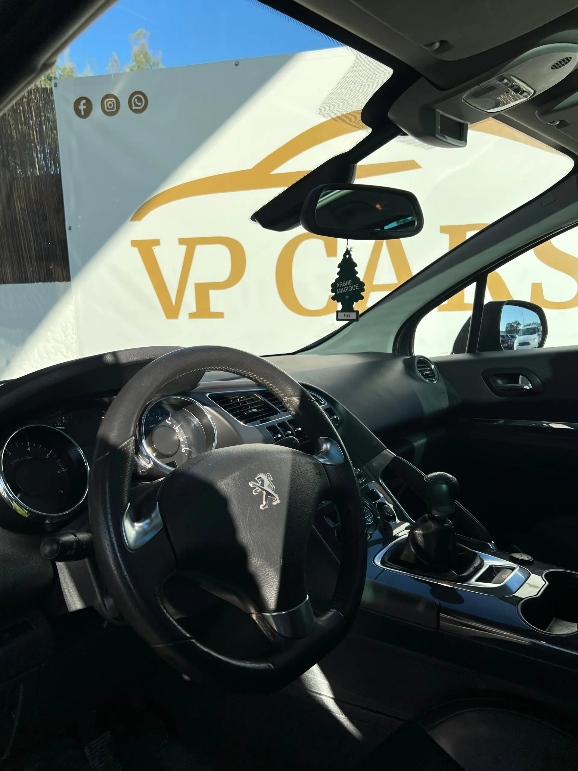 Peugeot 3008 1.2 PureTech Access 9