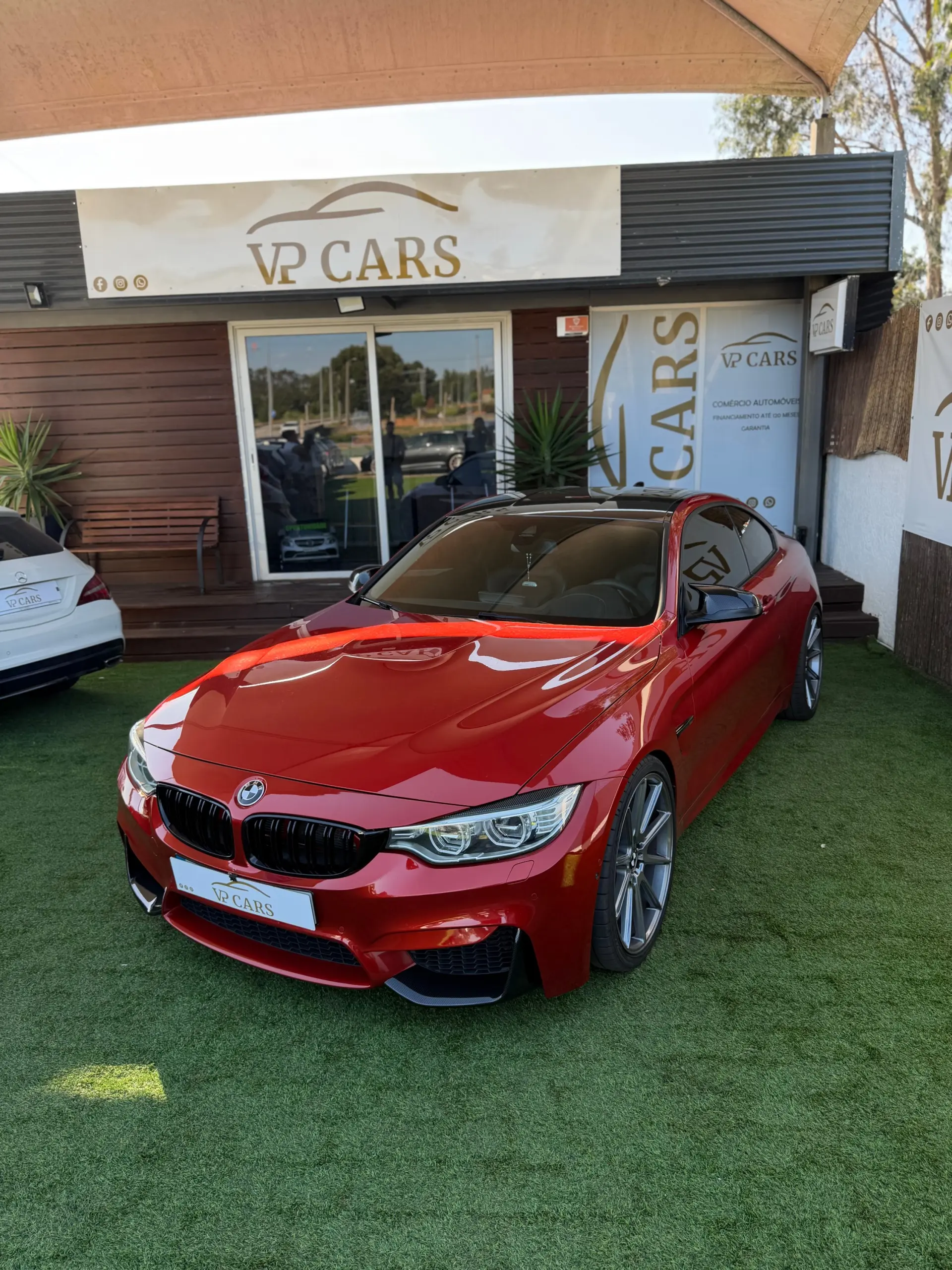 BMW M4 DKG 7