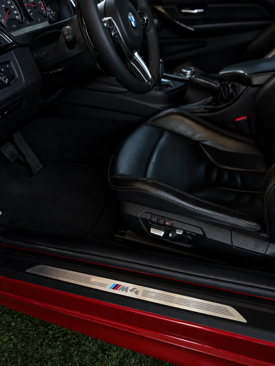 BMW M4 DKG 30