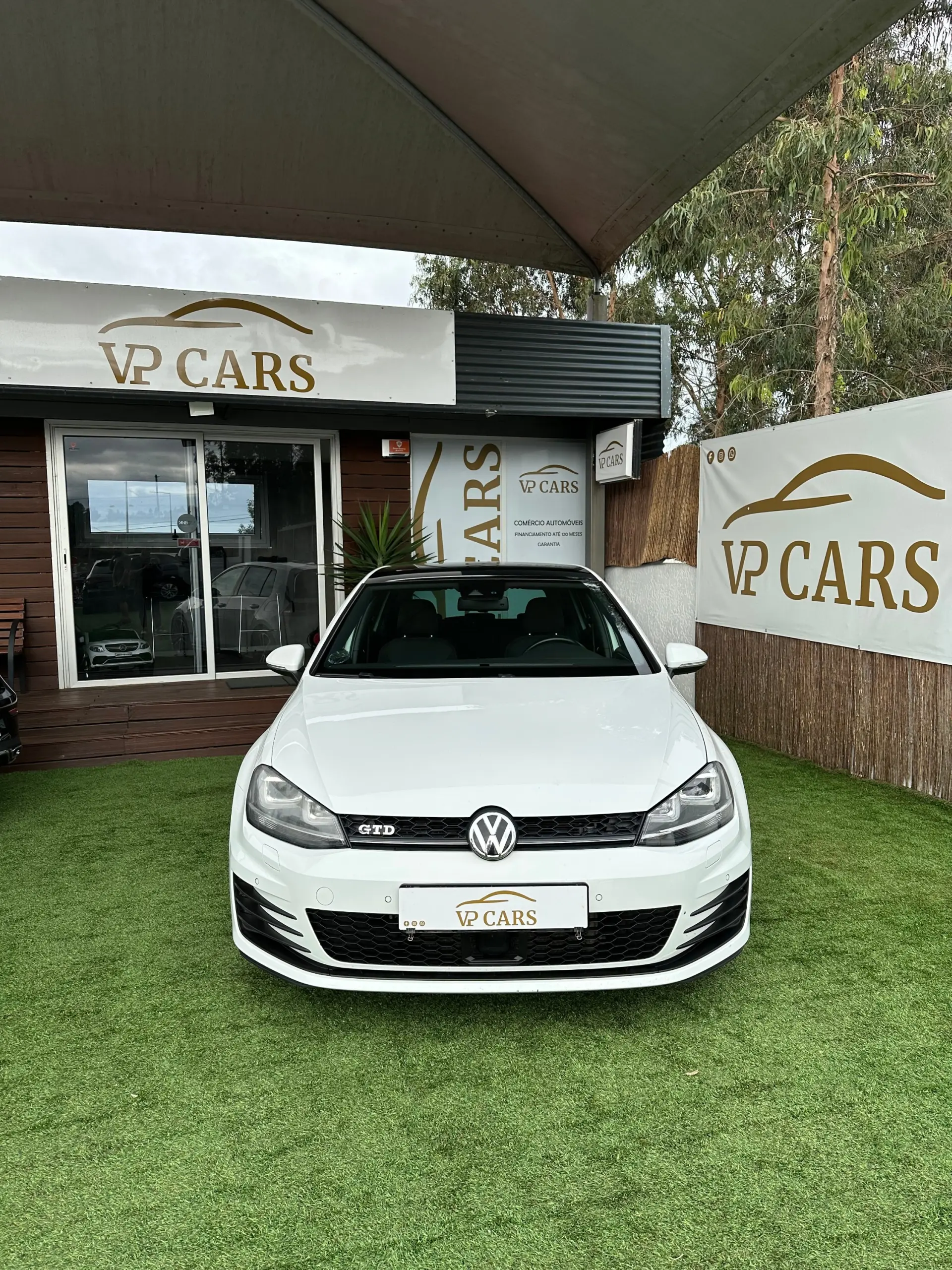 Volkswagen Golf 2.0 TDi GTD DSG 1