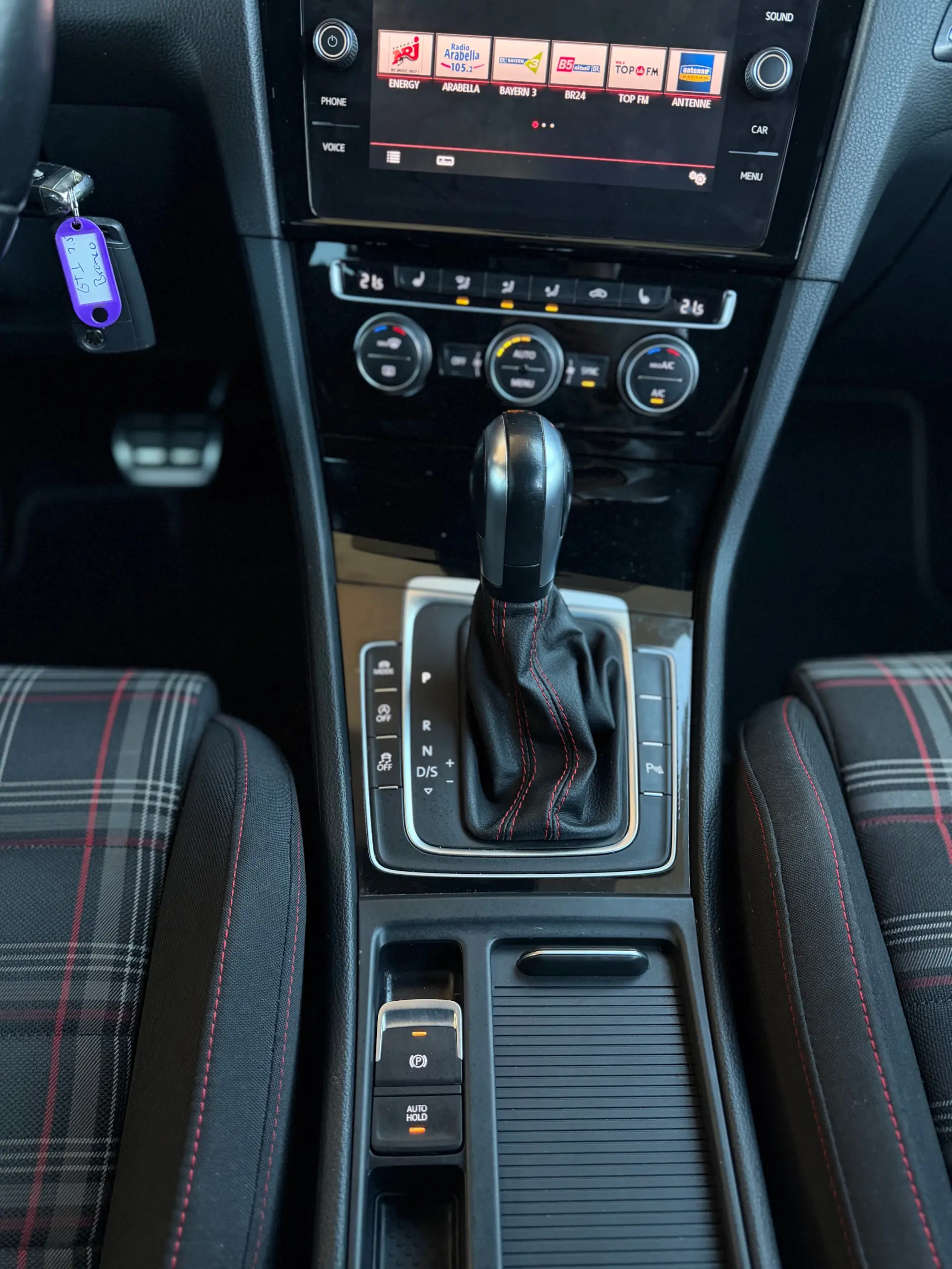 Volkswagen Golf 2.0 TSI GTI DSG Performance 27