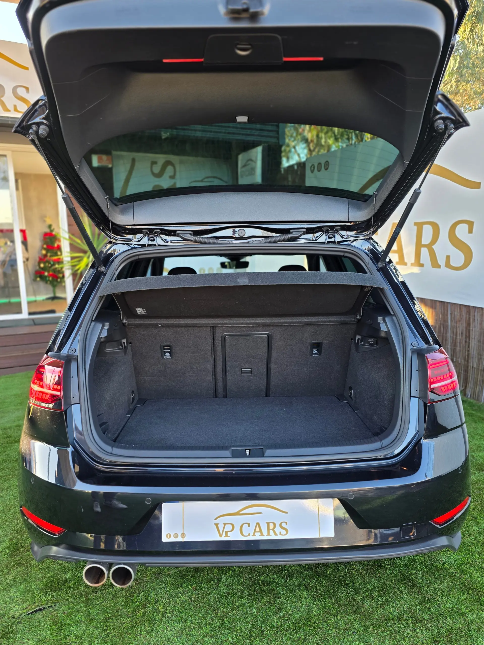 Volkswagen Golf 2.0 TDi GTD DSG 11