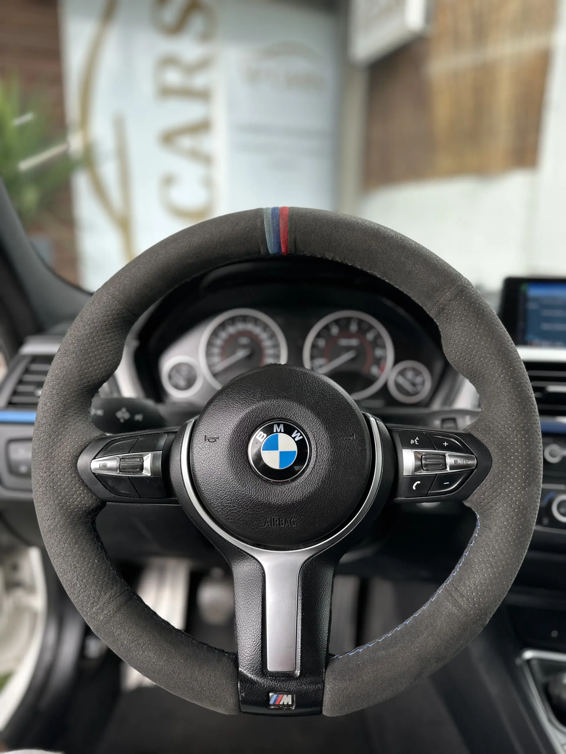 BMW 318 d Pack M 16