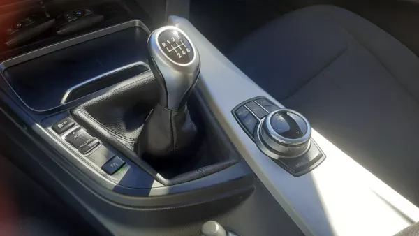 BMW 318 d Touring Advantage 20