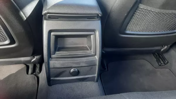 BMW 318 d Touring Advantage 26