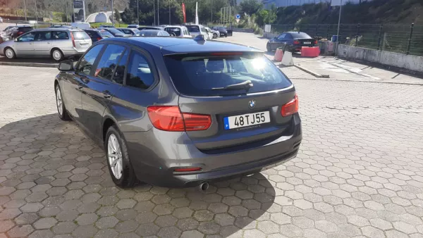 BMW 318 d Touring Advantage 41
