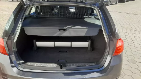 BMW 318 d Touring Advantage 44