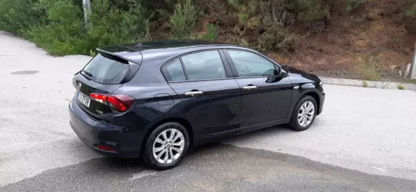 Fiat Tipo 1.3 M-Jet Lounge Tech 18